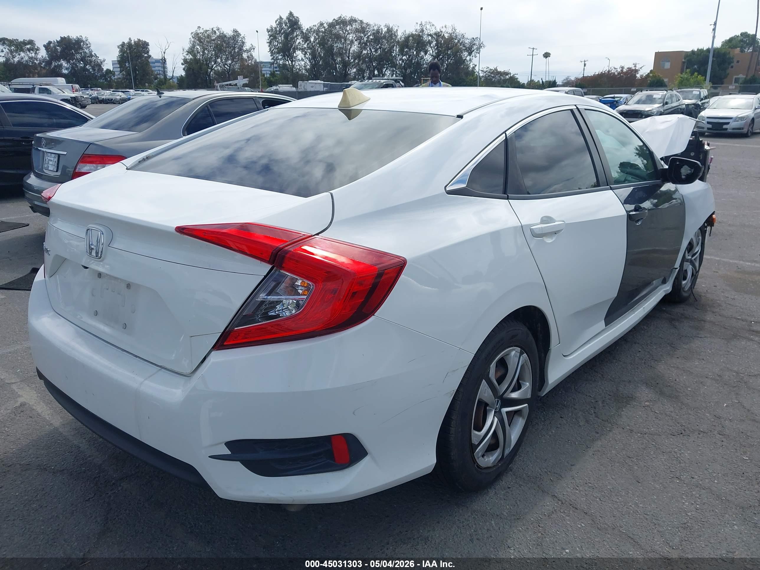 HONDA CIVIC image 4