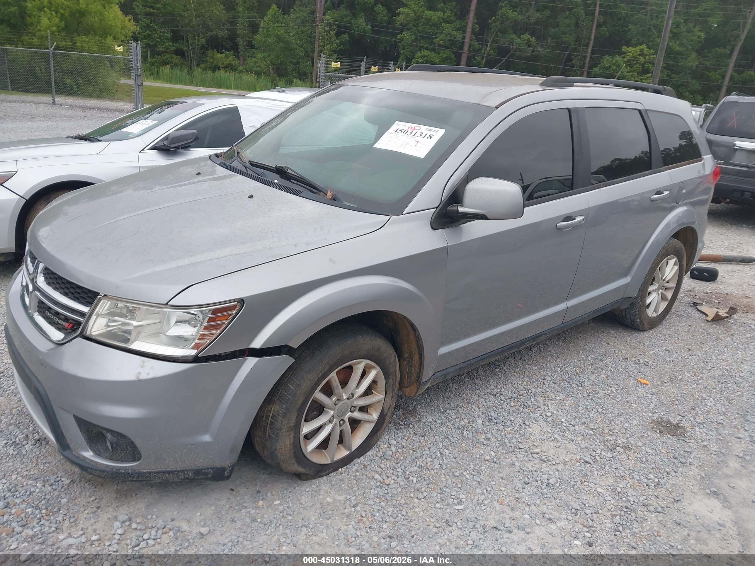 DODGE JOURNEY image 2