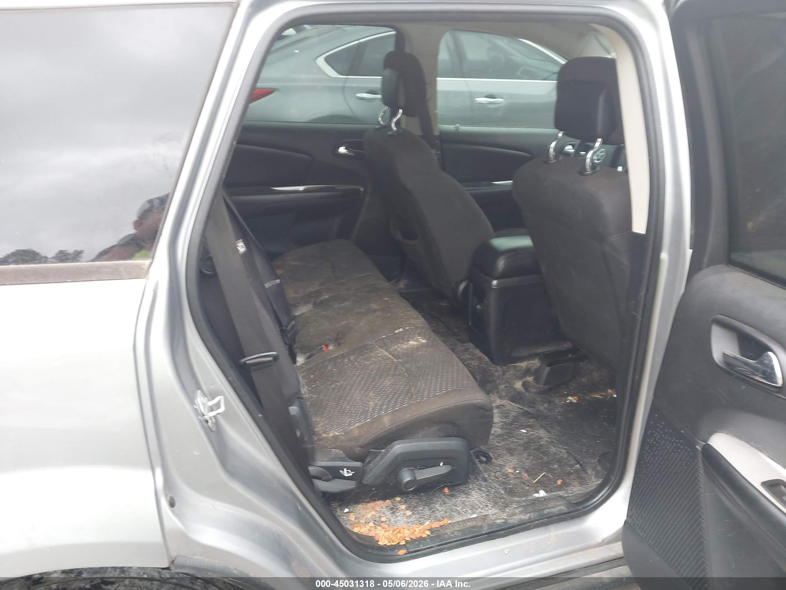 DODGE JOURNEY image 8