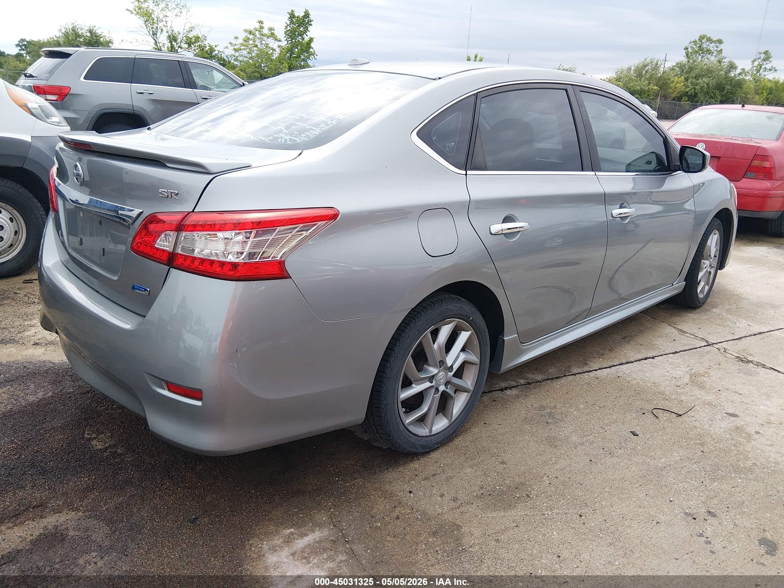 NISSAN SENTRA image 4