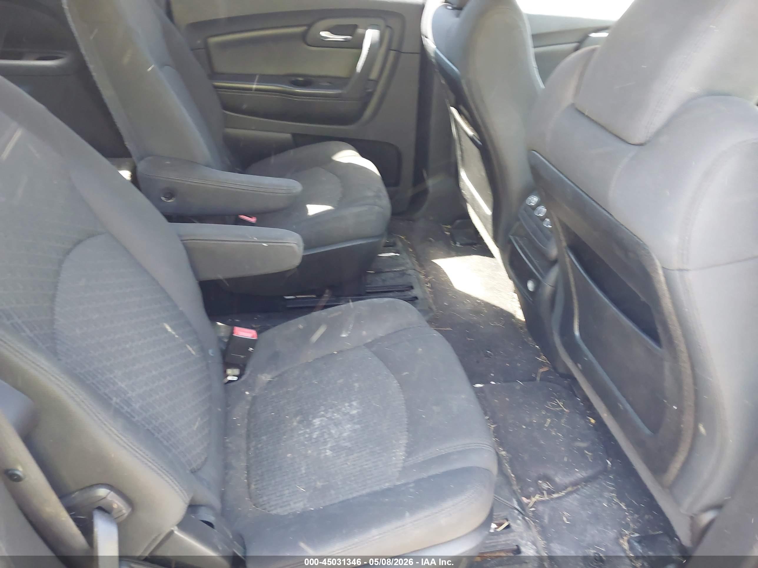 CHEVROLET TRAVERSE image 8