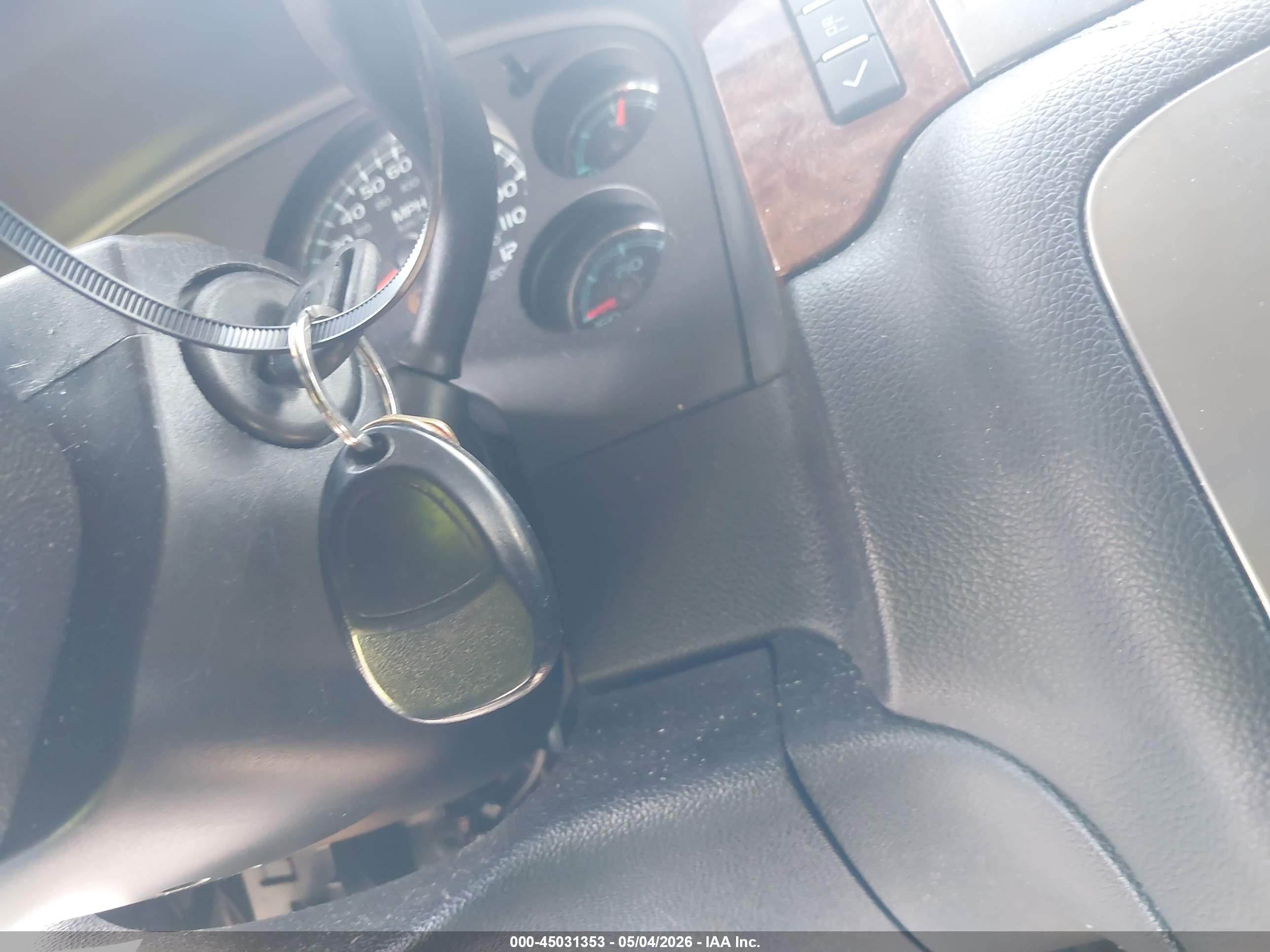 GMC YUKON image 11