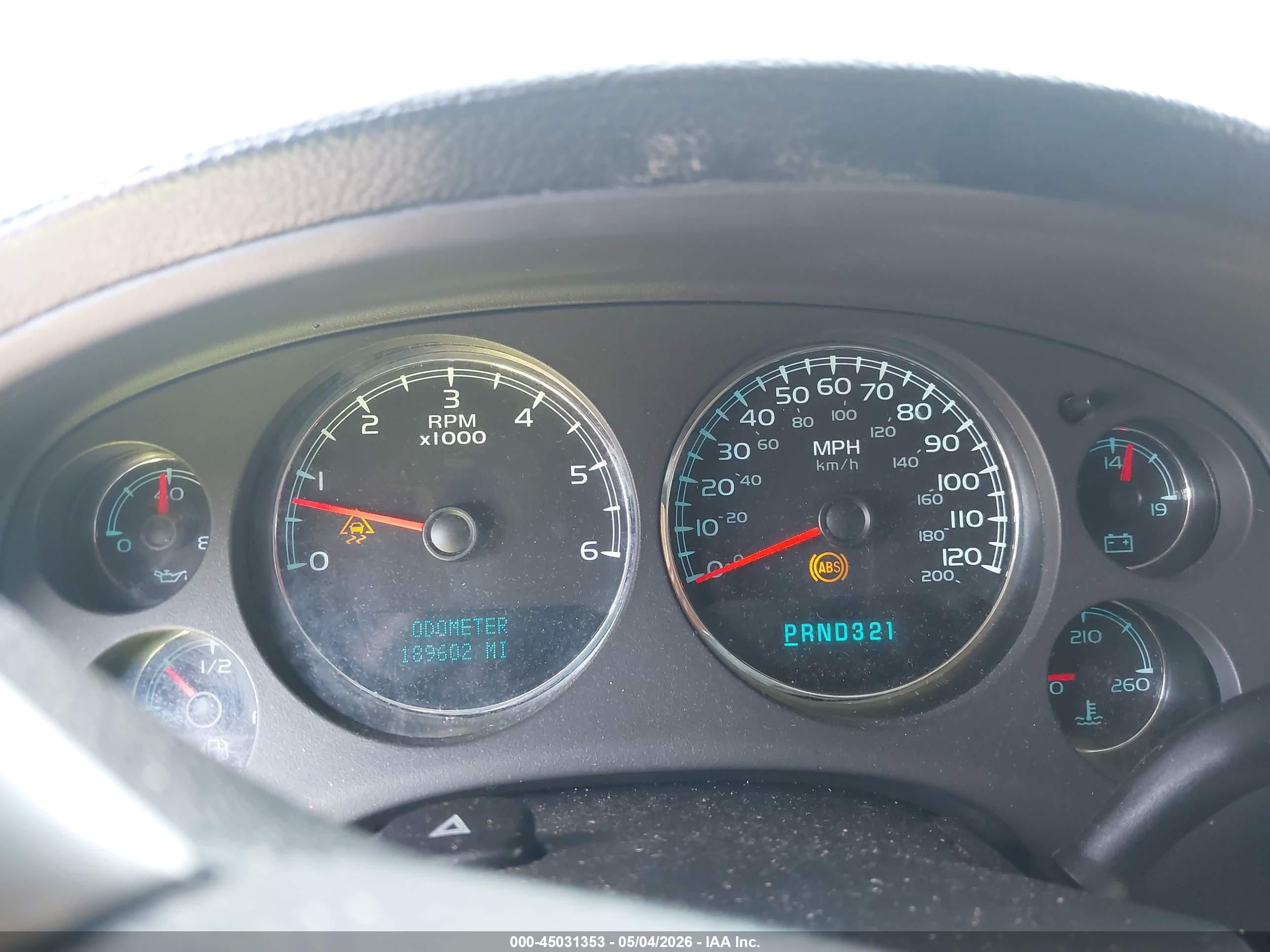 GMC YUKON image 7