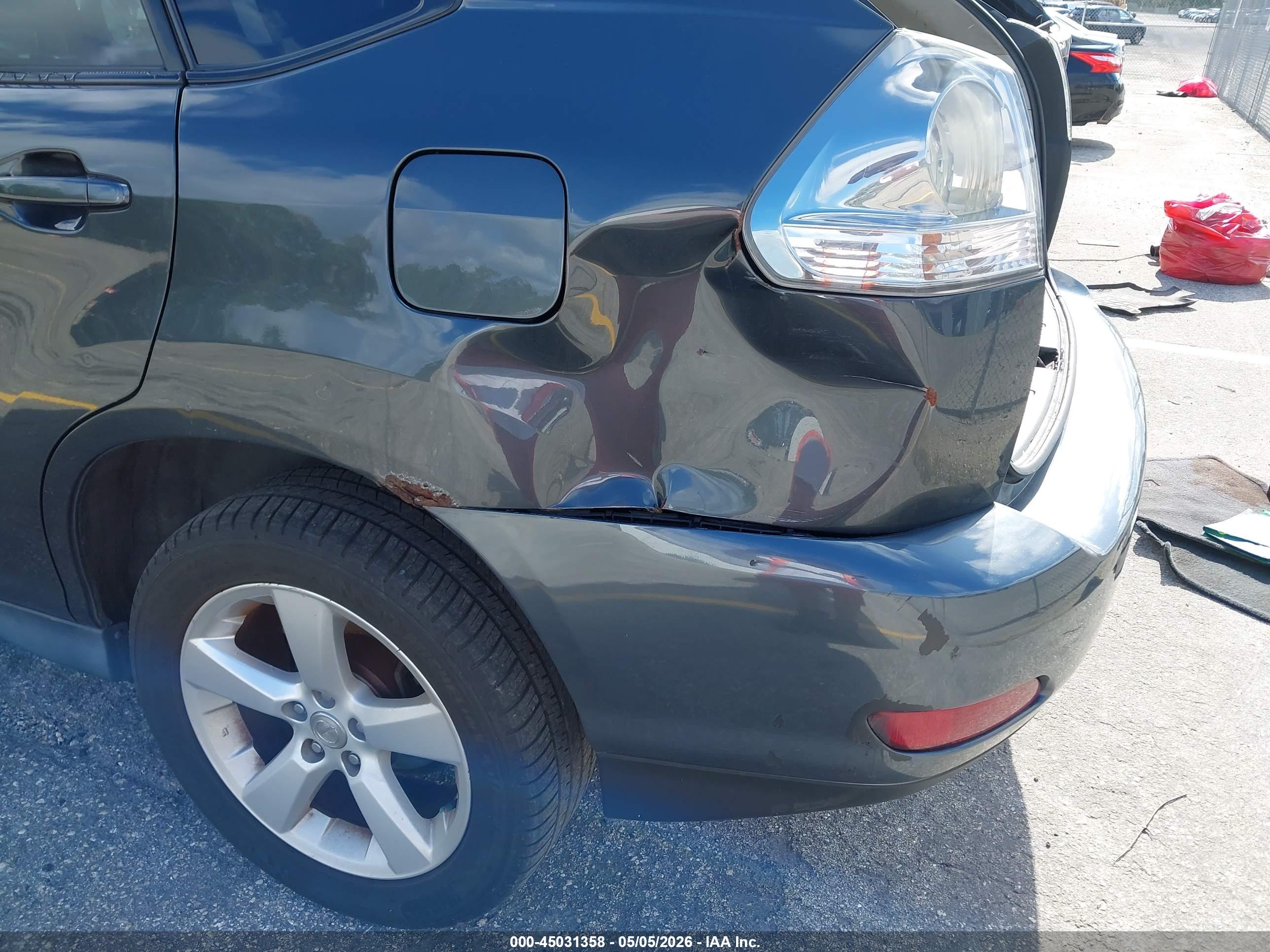 LEXUS RX image 6