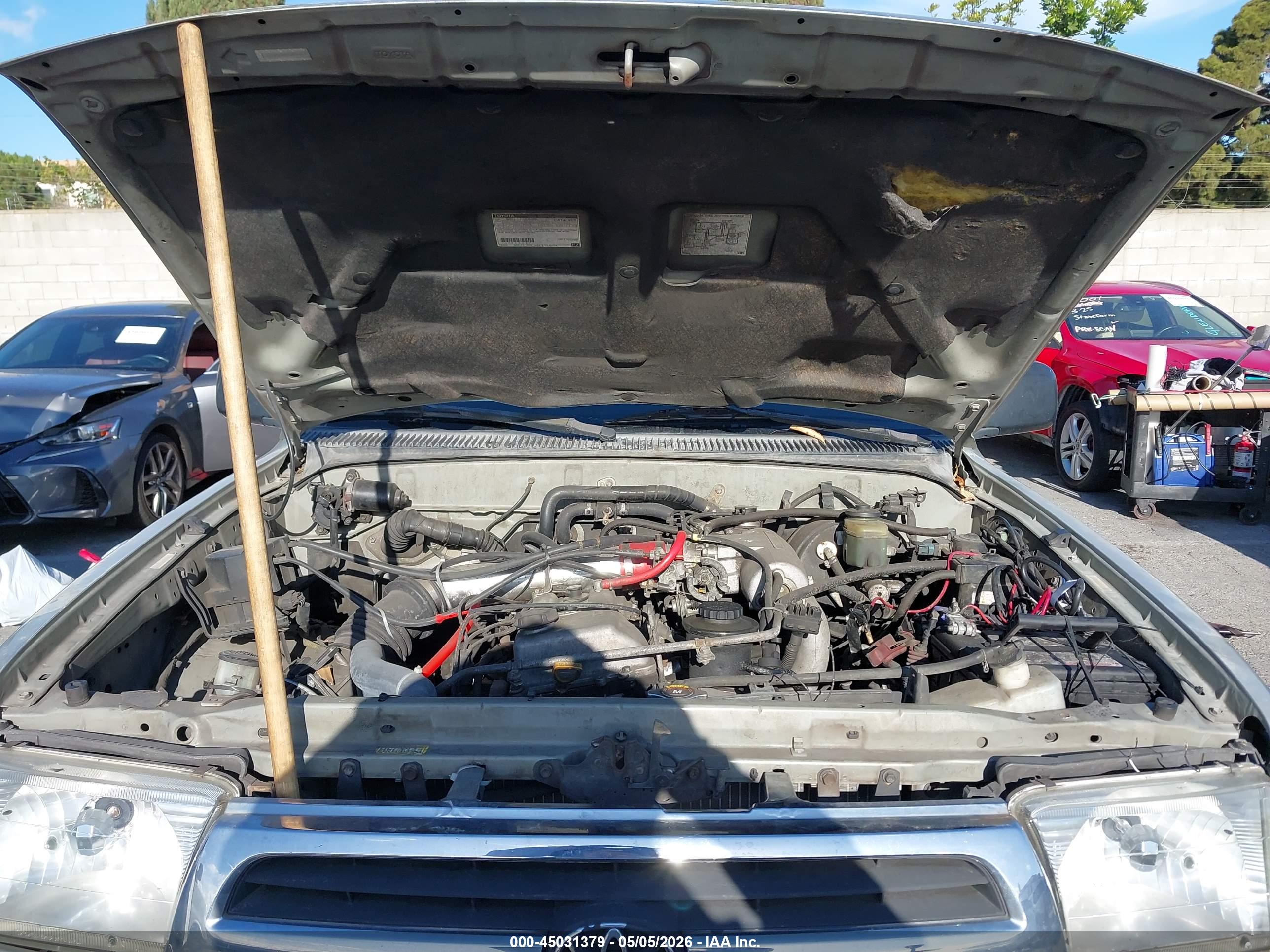 TOYOTA 4RUNNER image 10