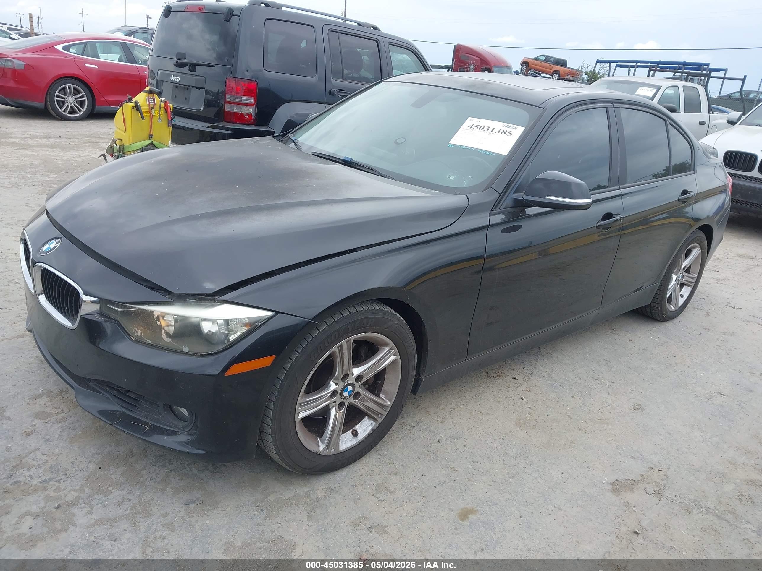 BMW 328I image 2