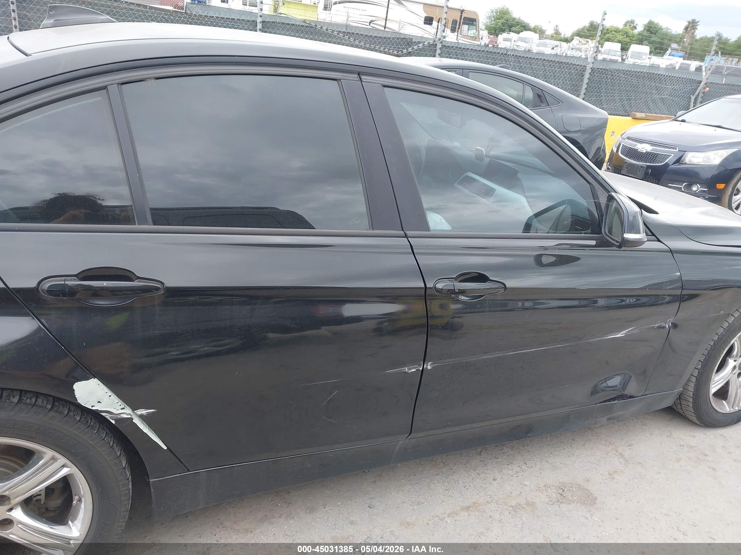 BMW 328I image 6