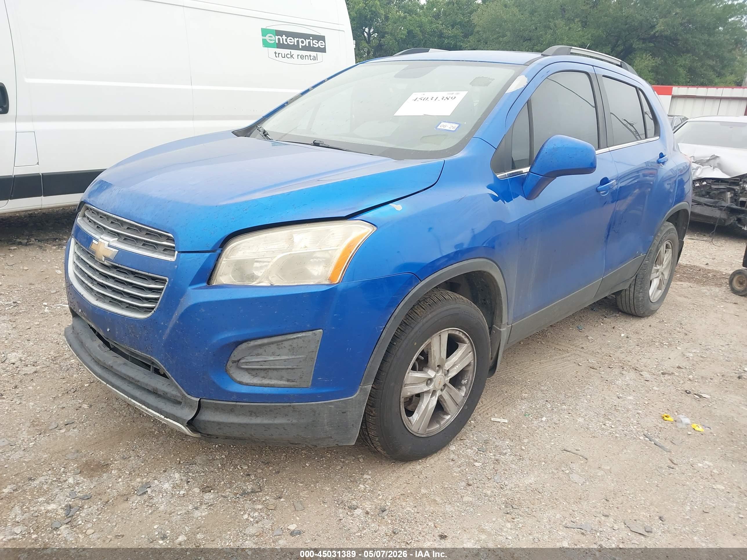 CHEVROLET TRAX image 2