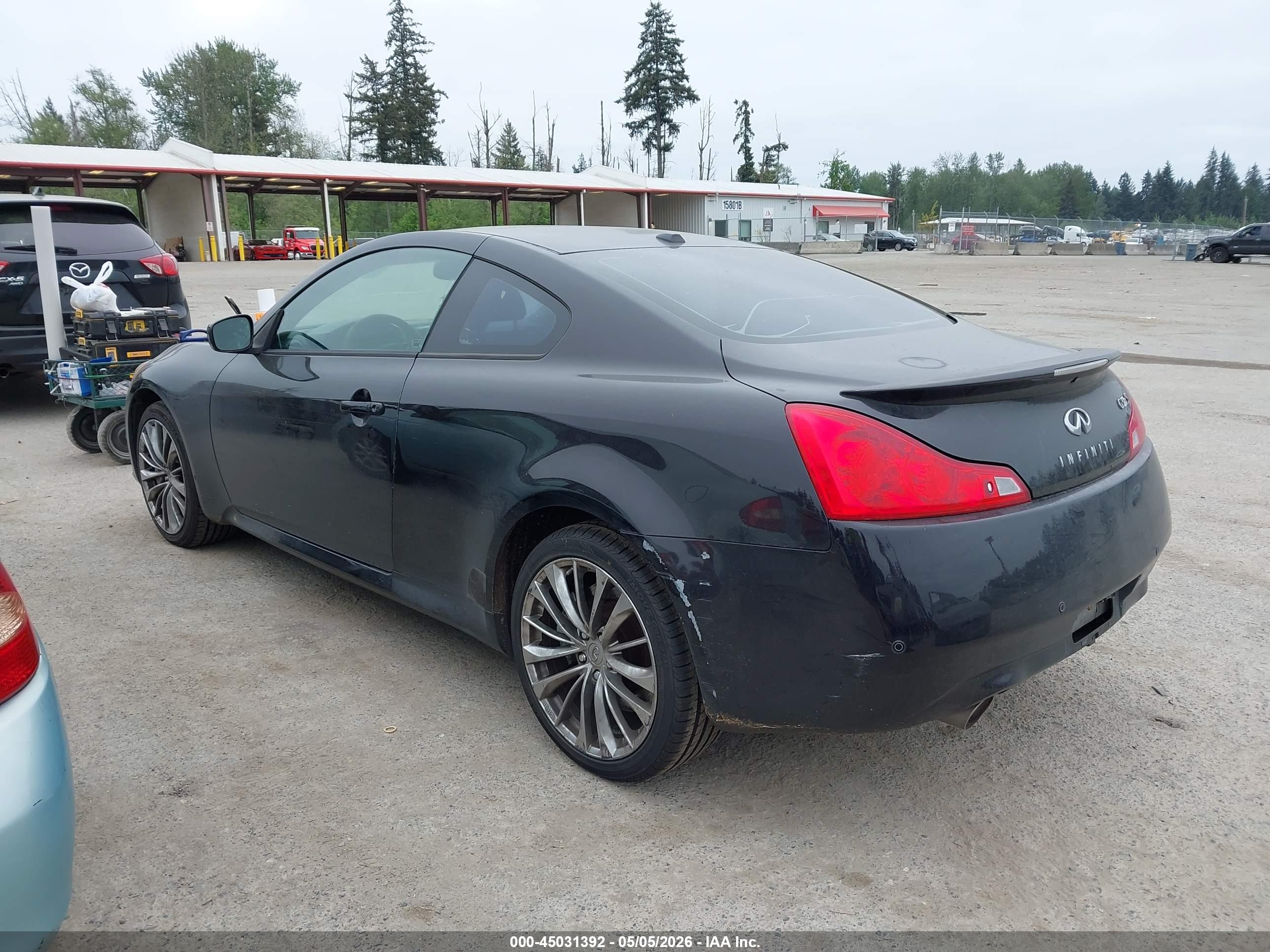 INFINITI G37X image 3