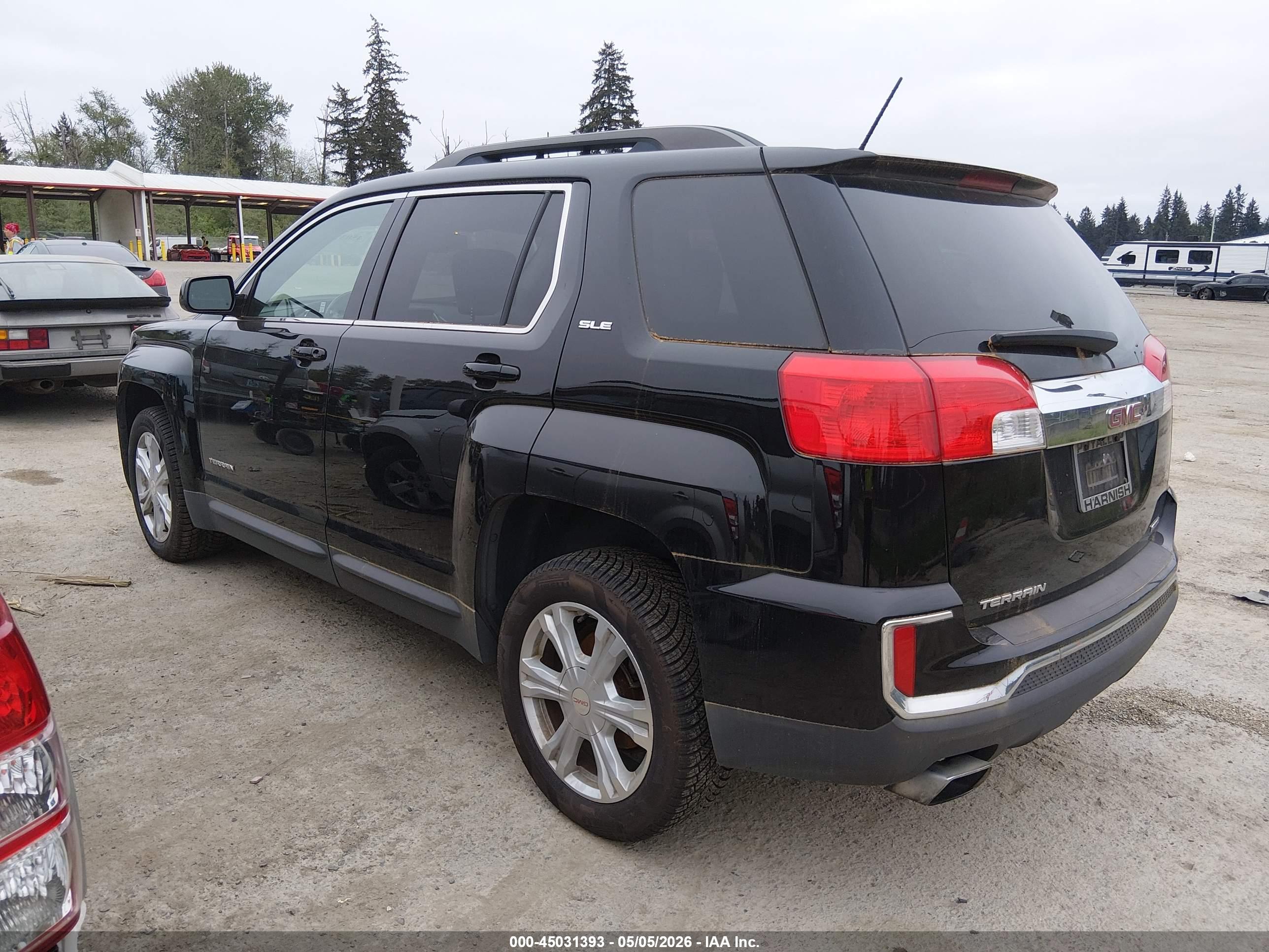 GMC TERRAIN image 3