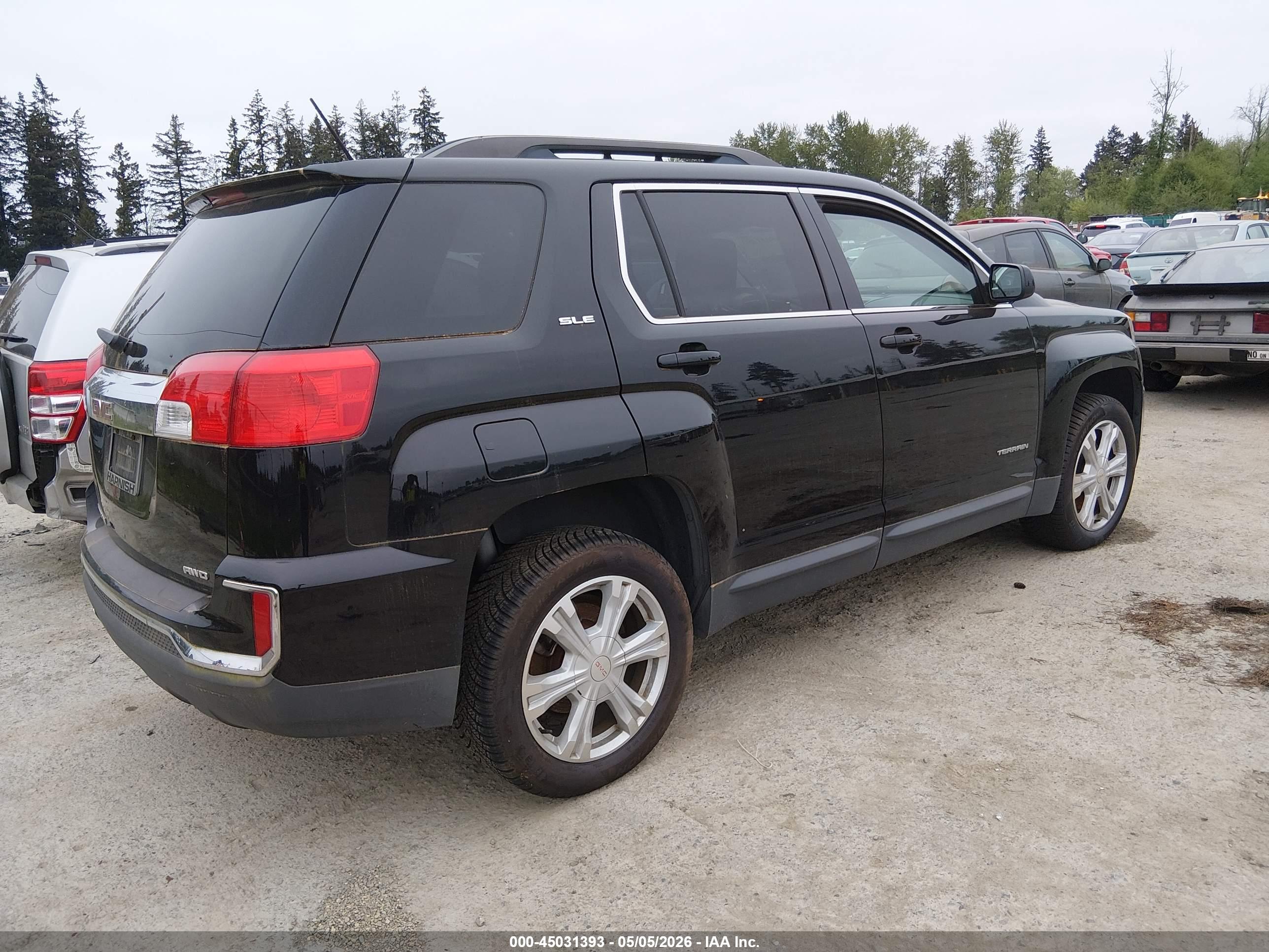 GMC TERRAIN image 4