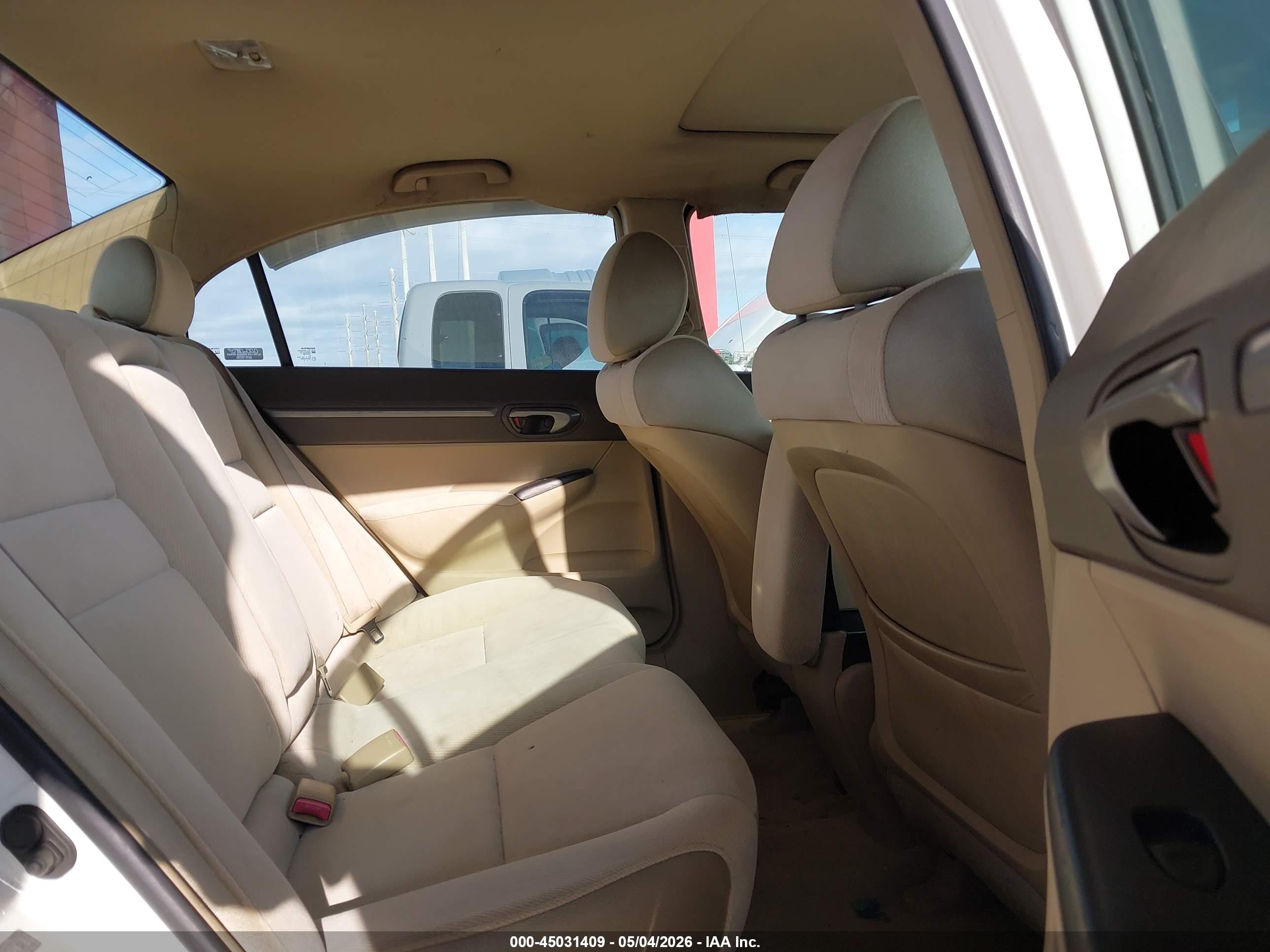 HONDA CIVIC image 8