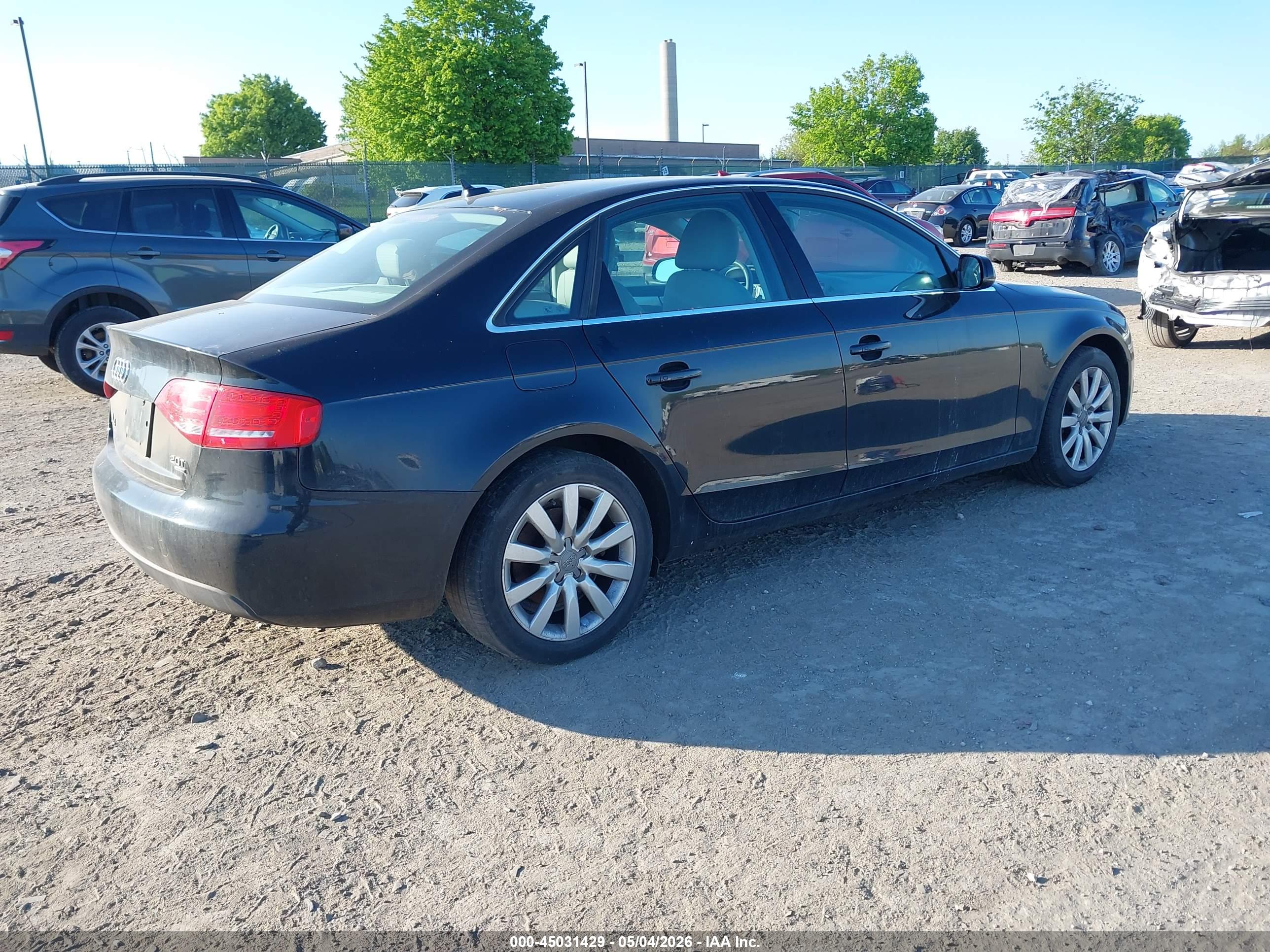 AUDI A4 image 4