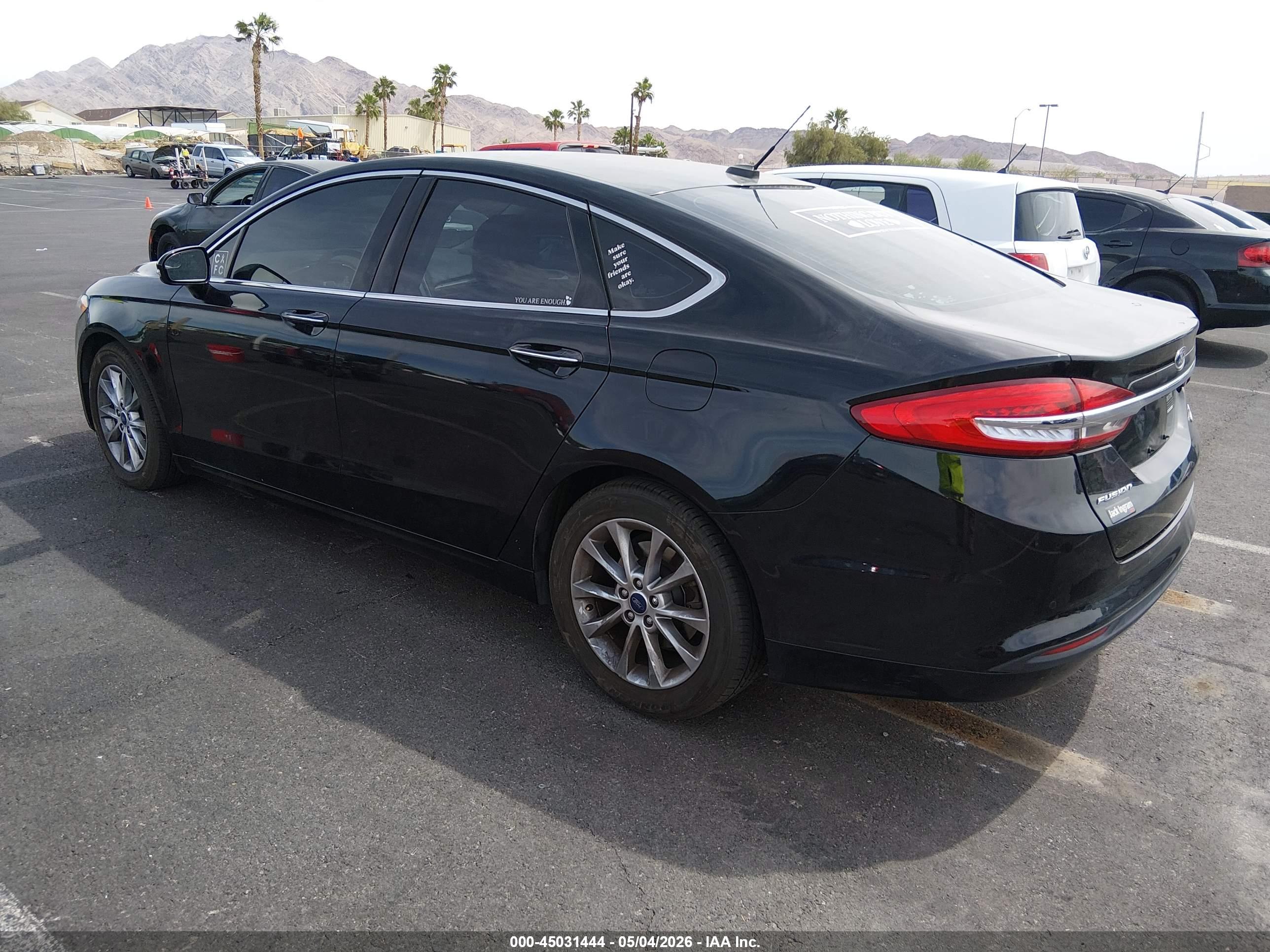 FORD FUSION image 3