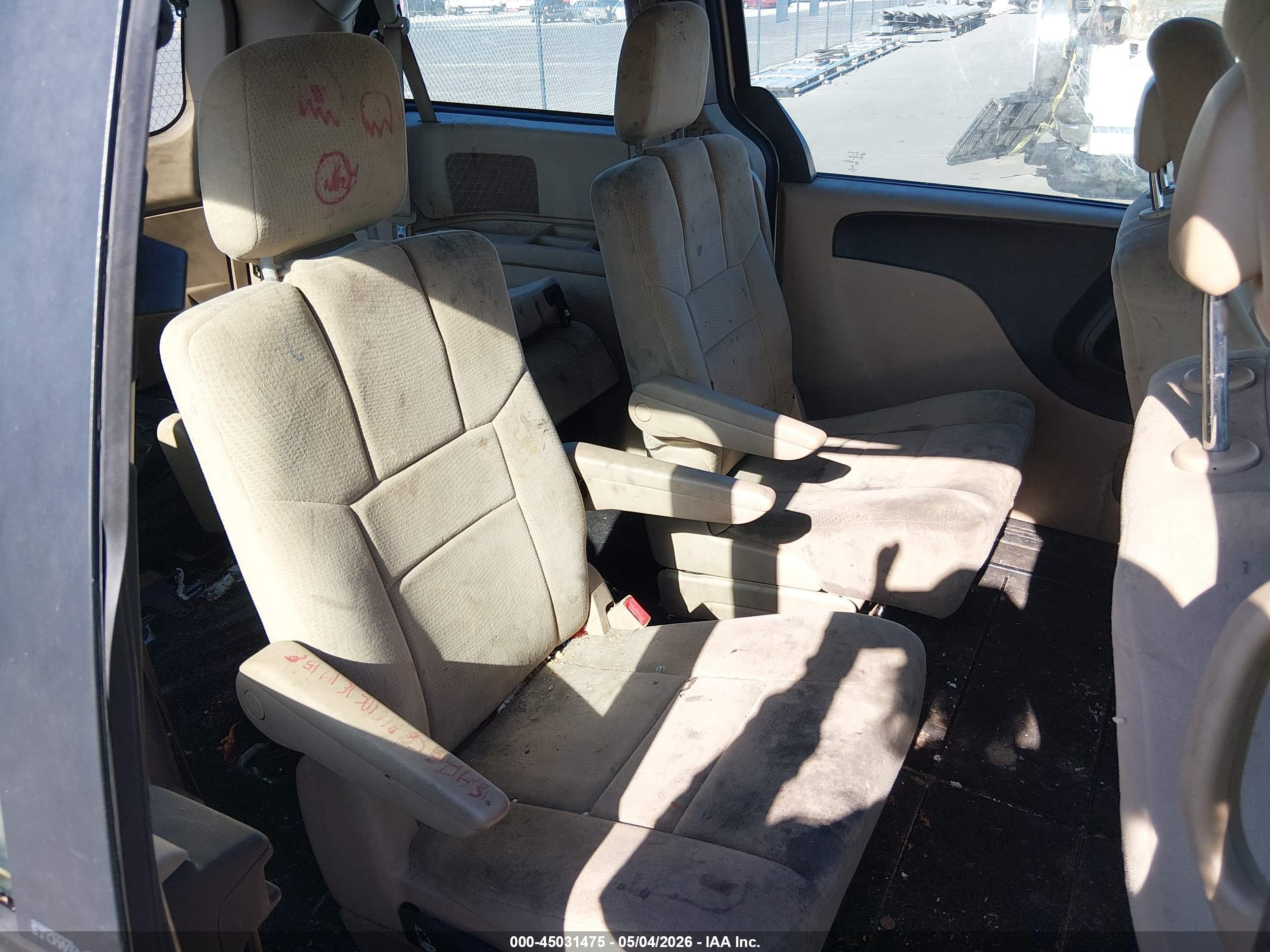 DODGE GRAND image 8