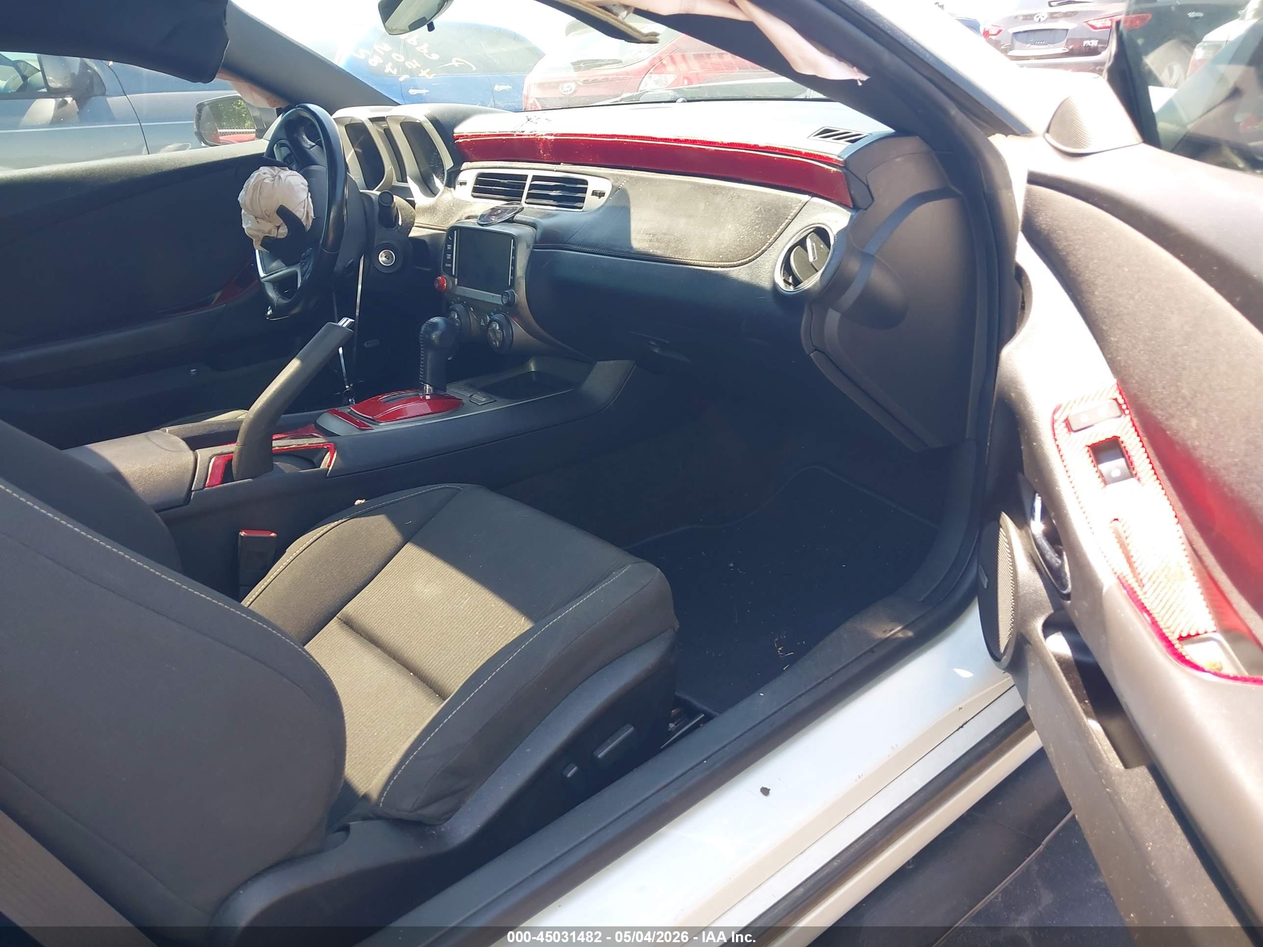 CHEVROLET CAMARO image 5