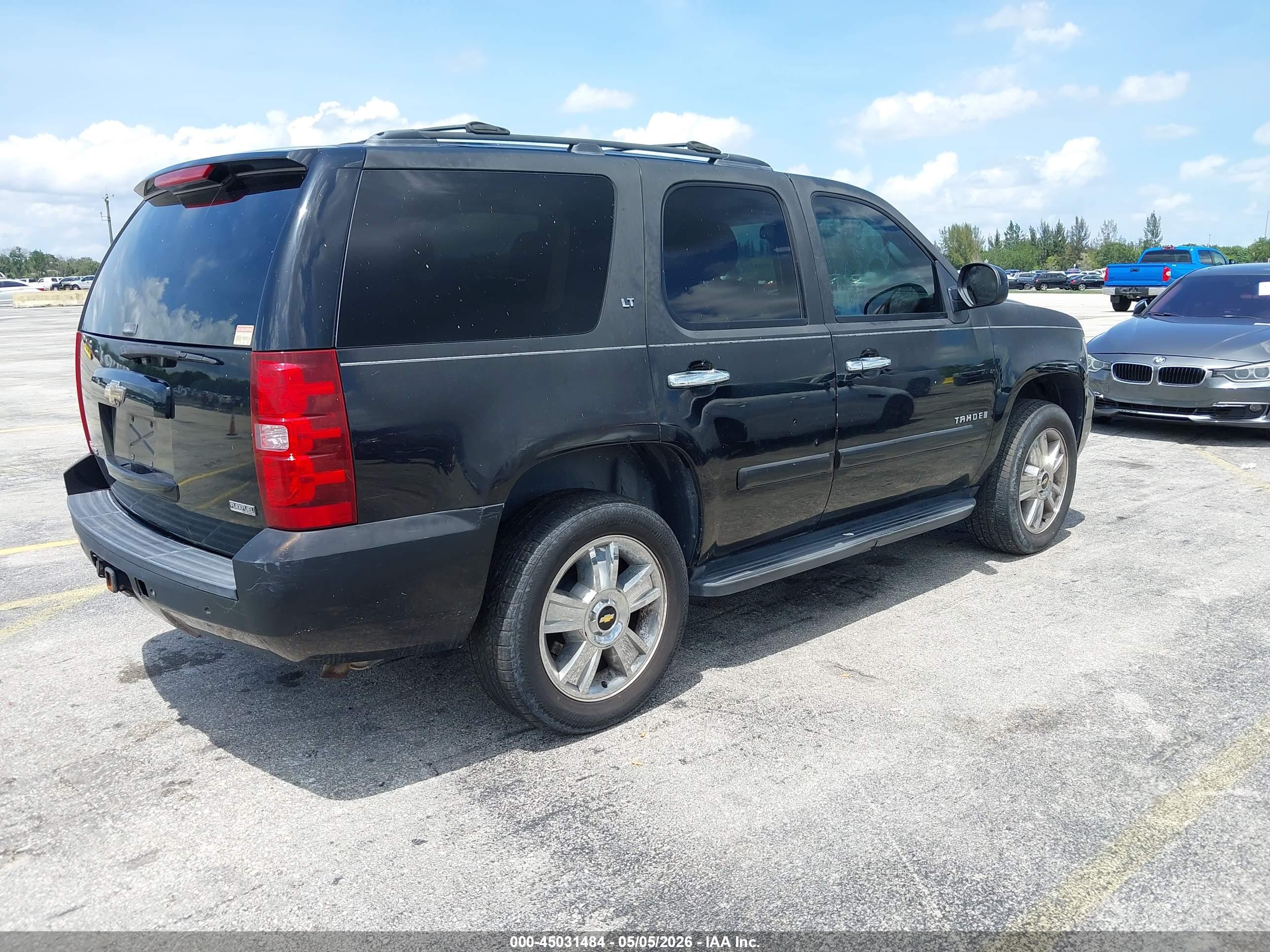 CHEVROLET TAHOE image 4