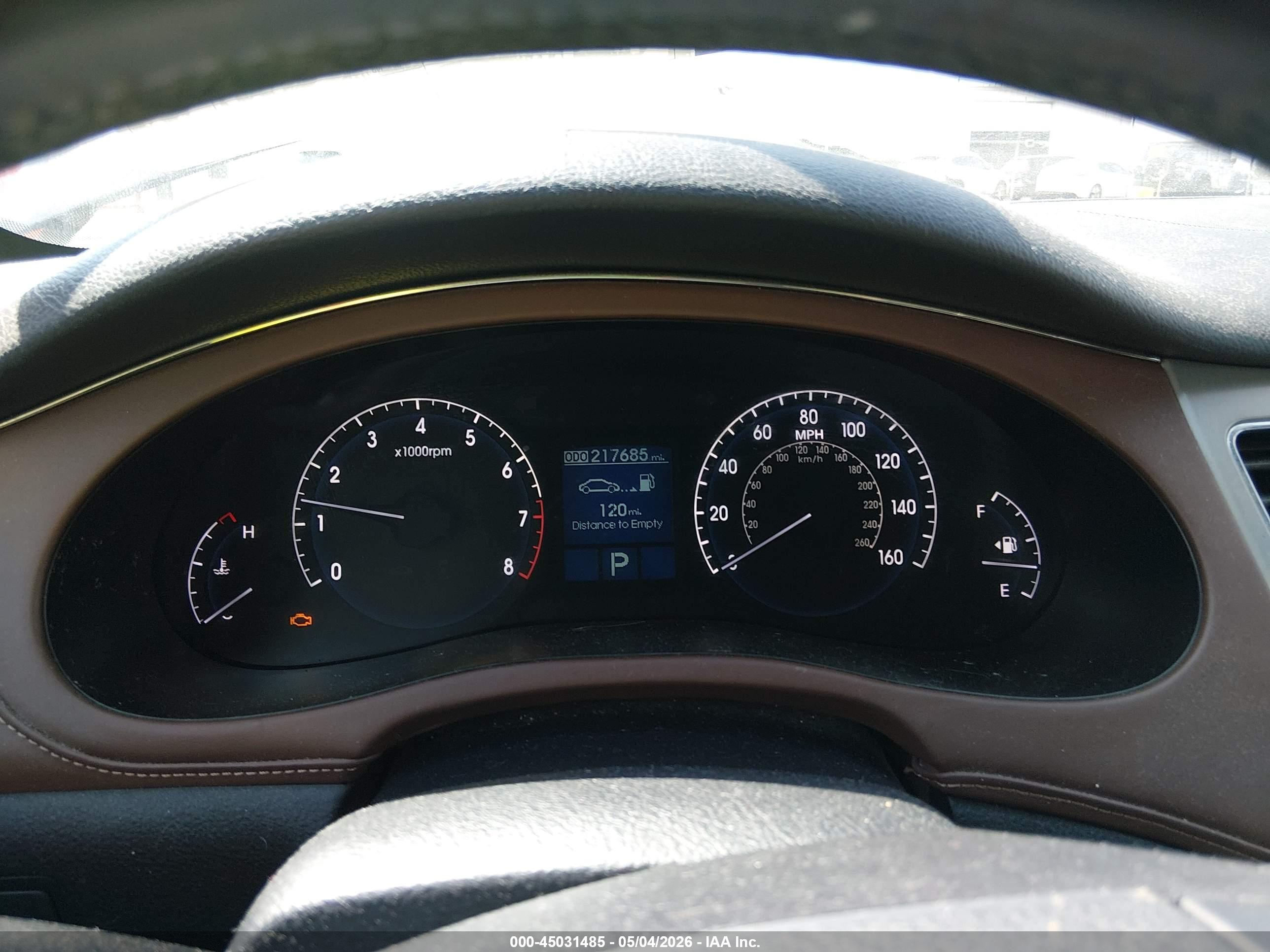 HYUNDAI GENESIS image 7
