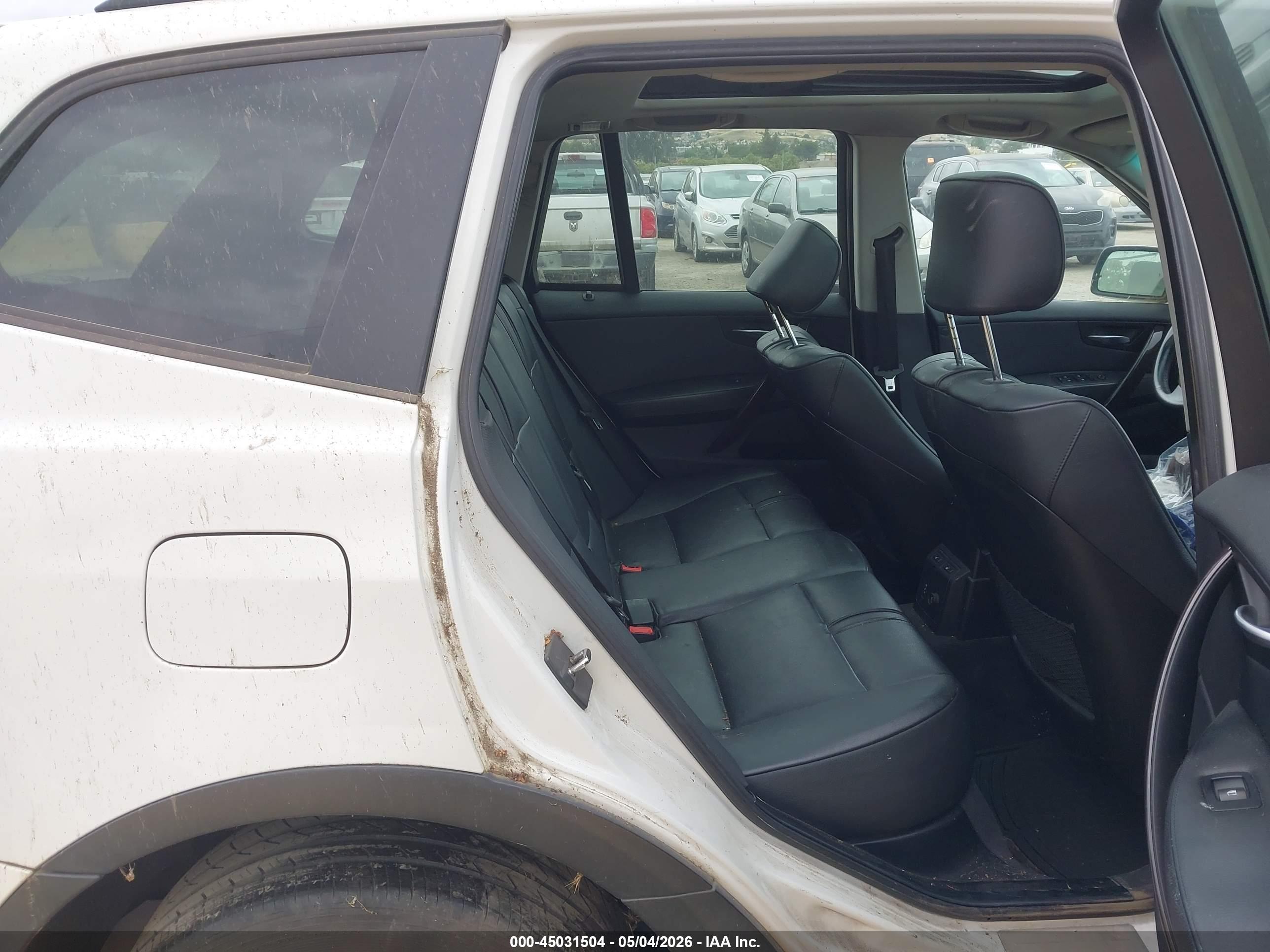 BMW X3 image 8