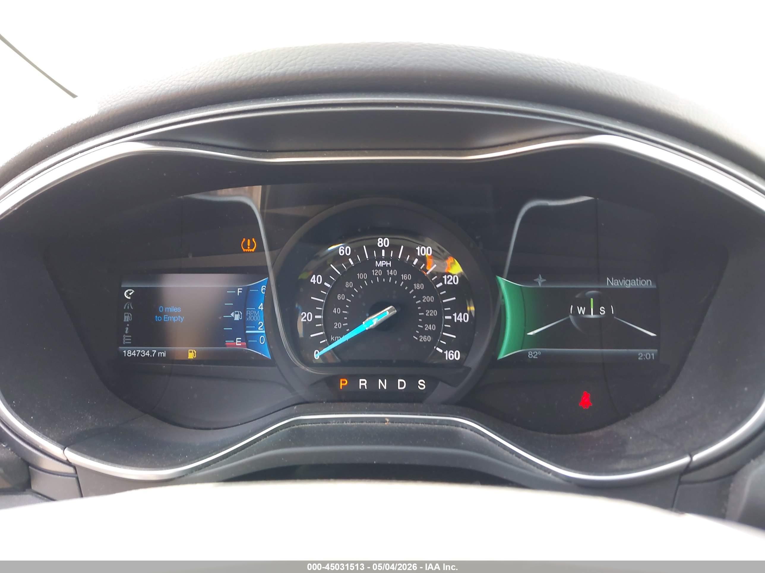 FORD FUSION image 7