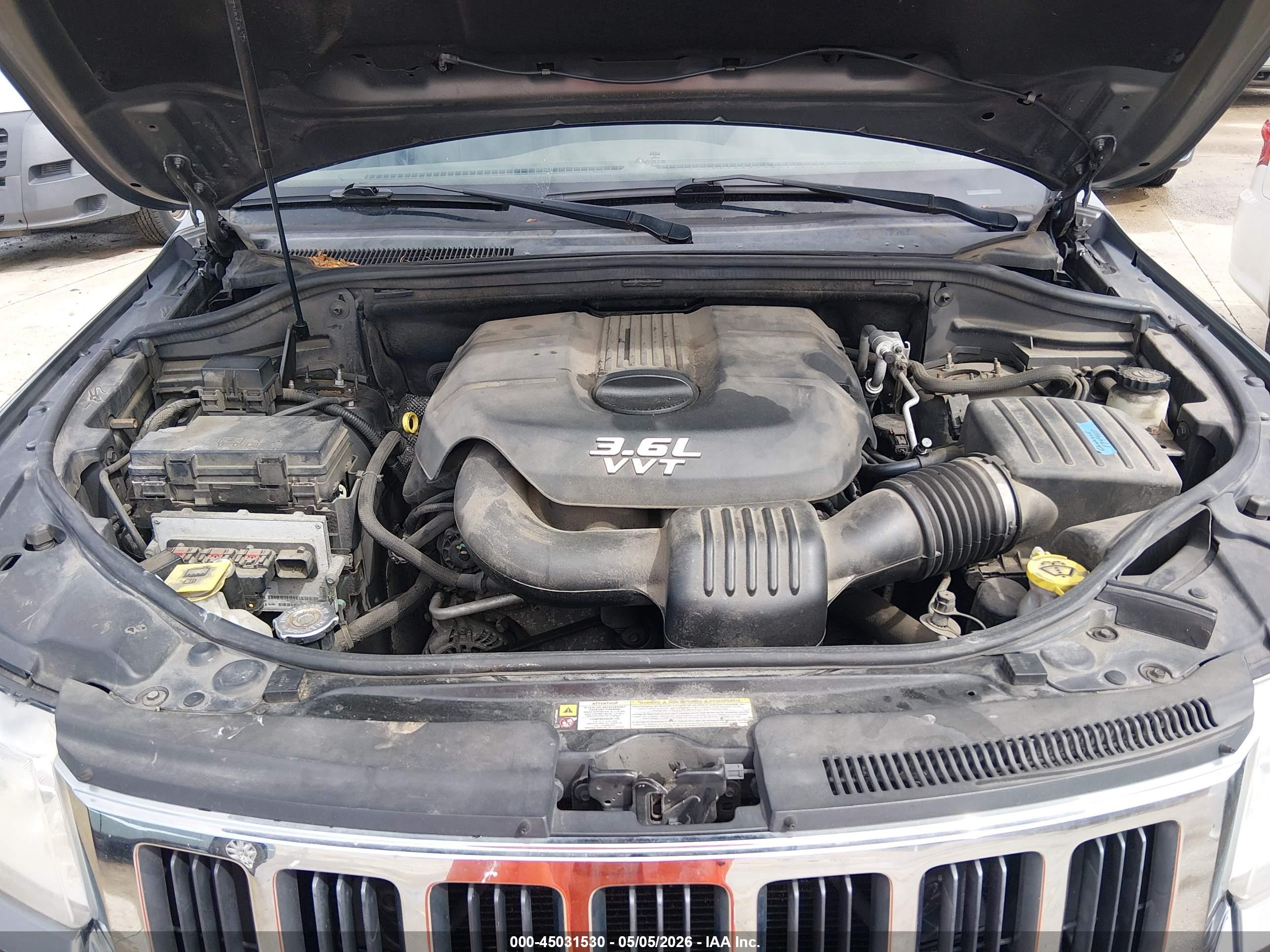 JEEP GRAND image 10