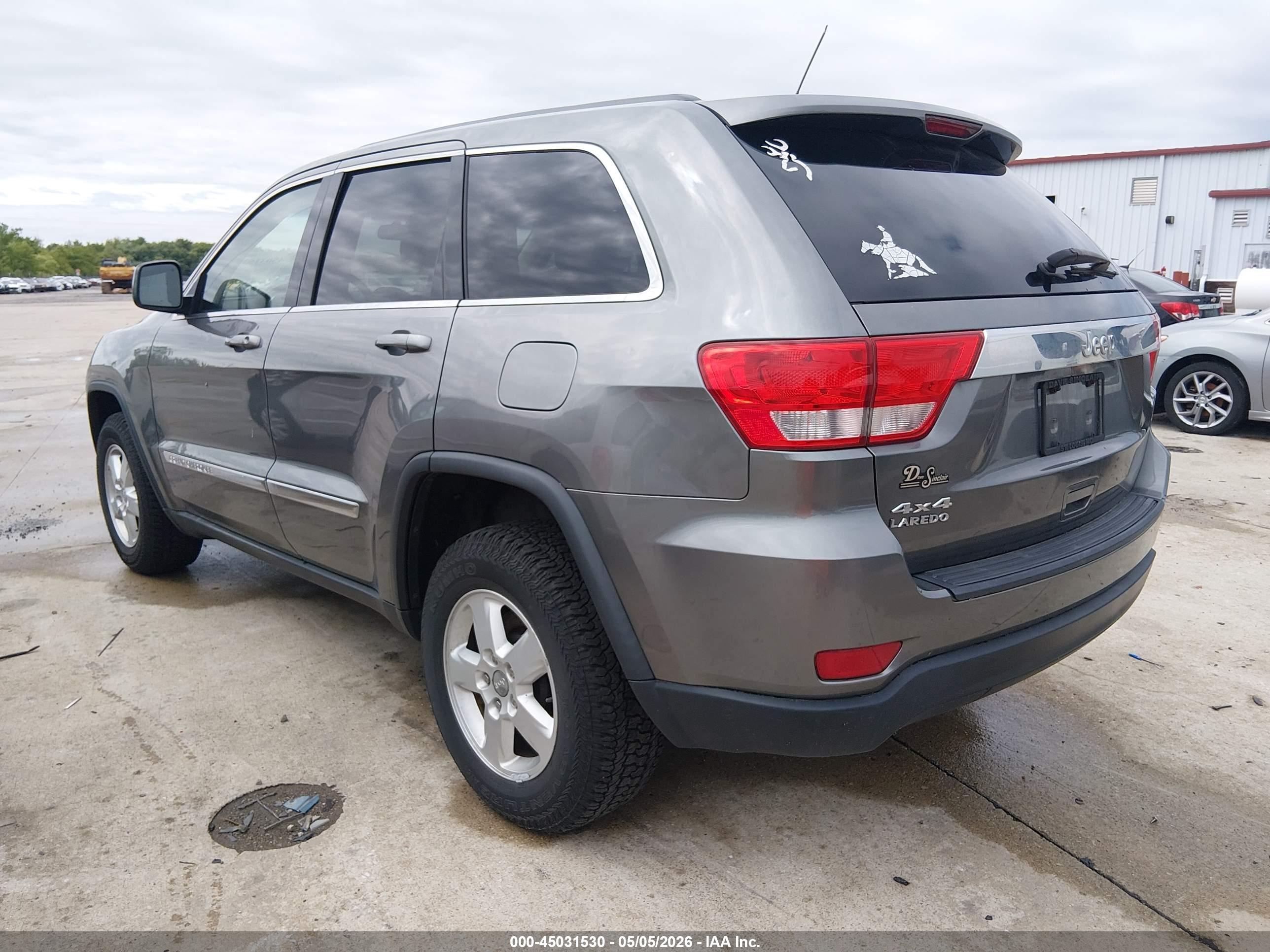 JEEP GRAND image 3