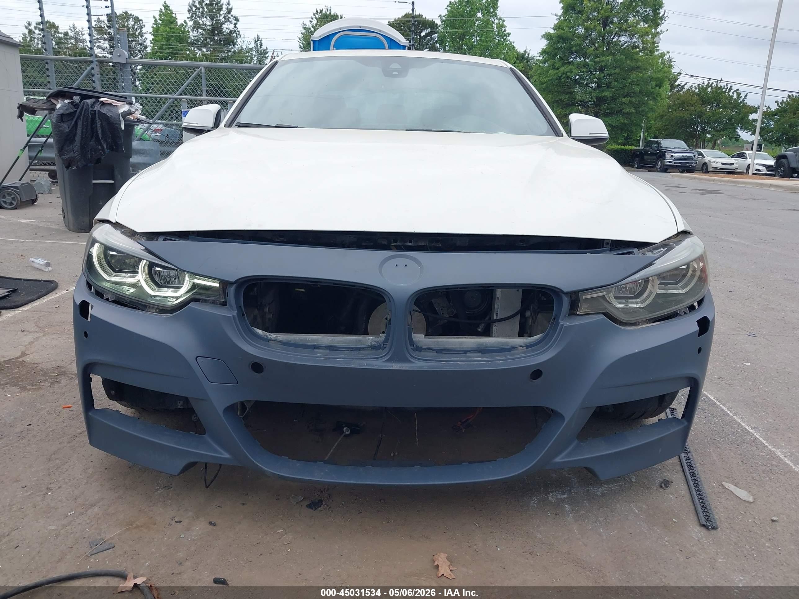 BMW 340I image 6
