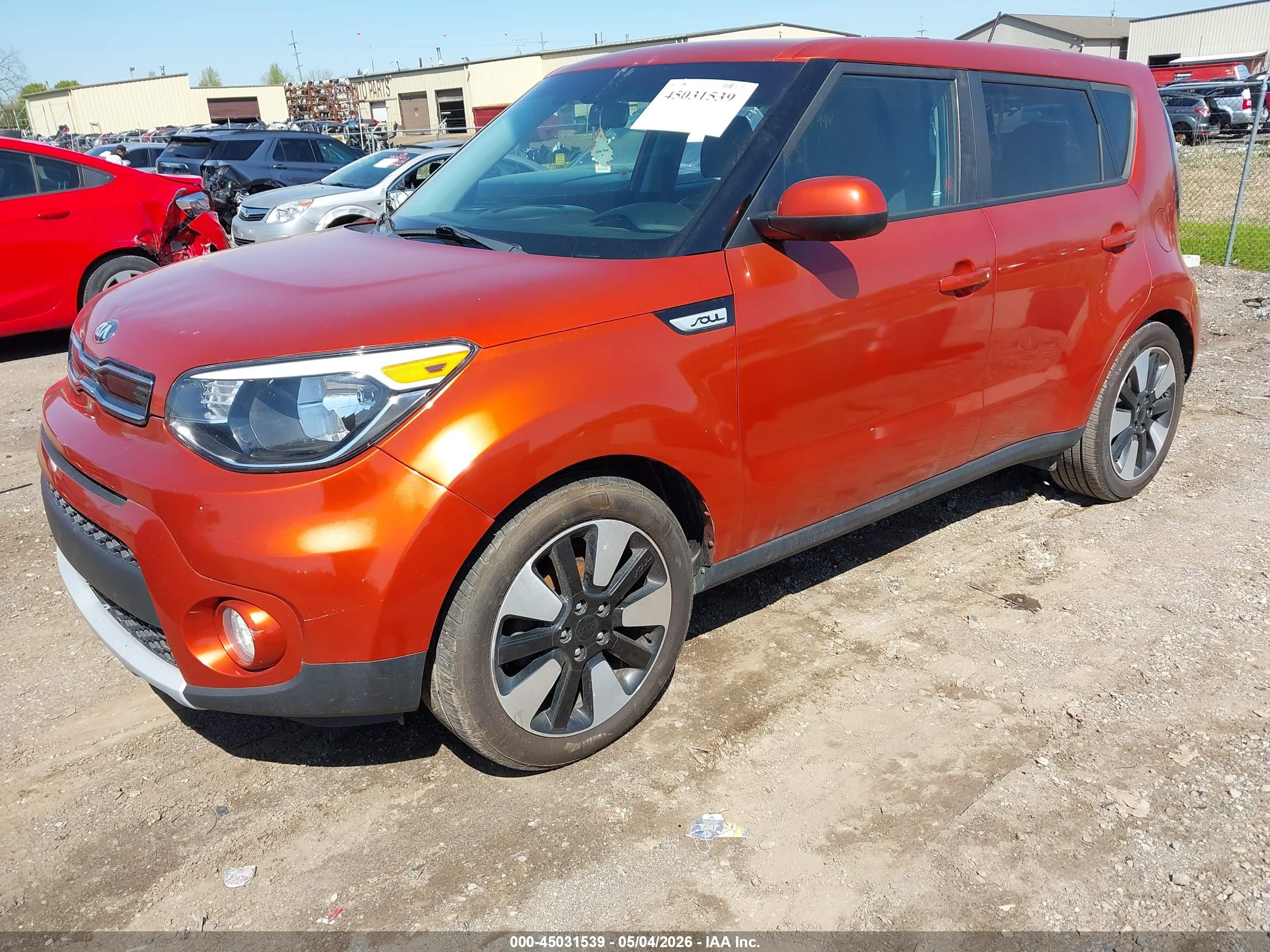 KIA SOUL image 2