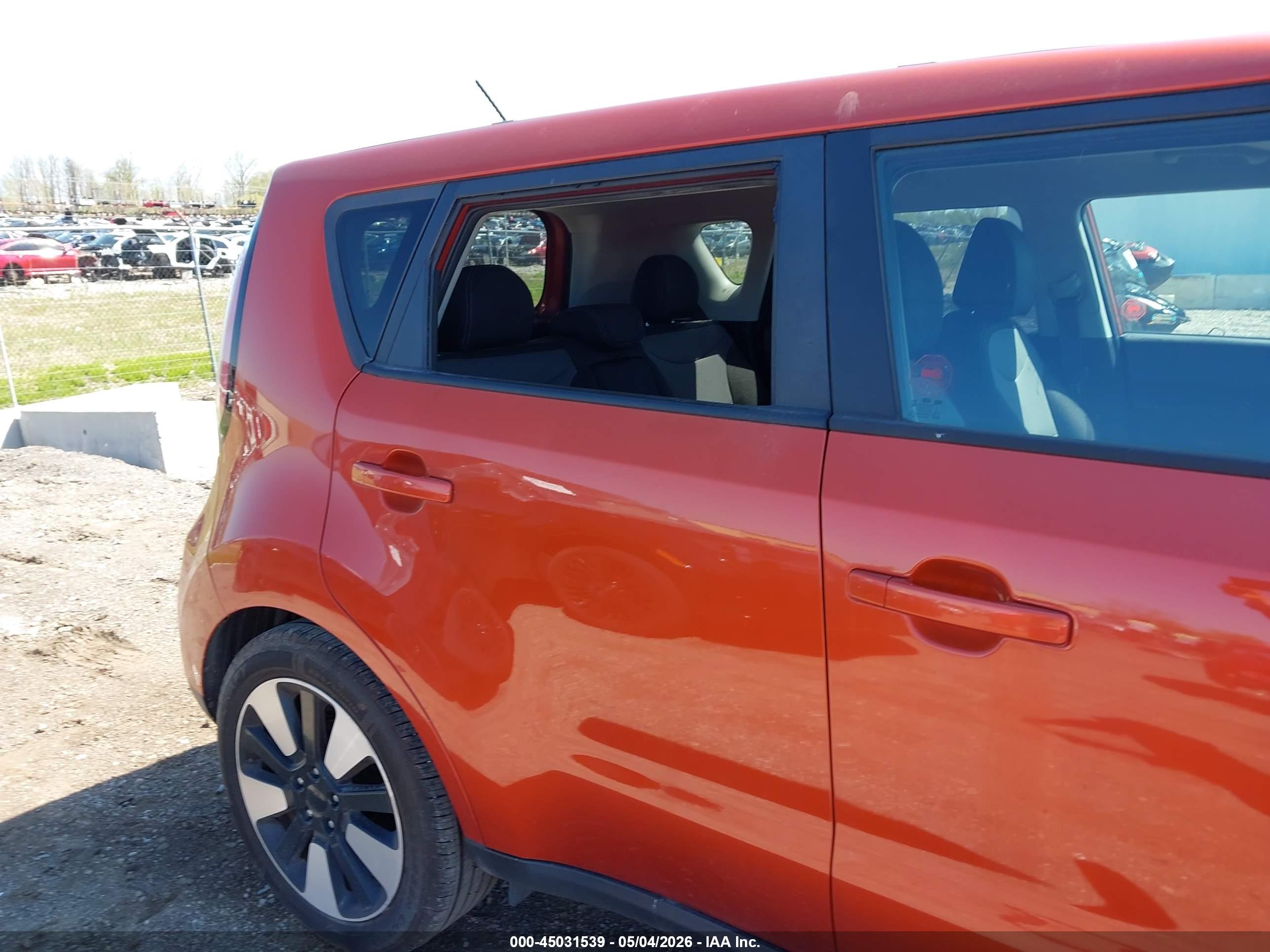 KIA SOUL image 6