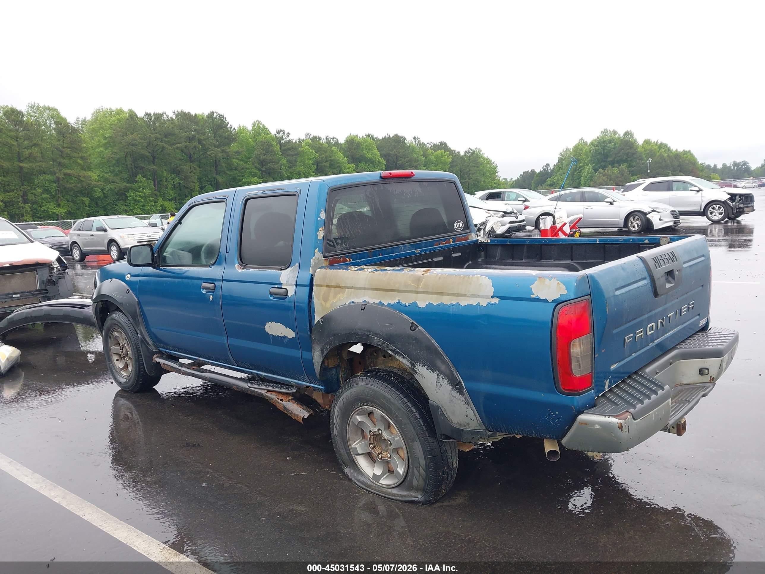 NISSAN FRONTIER image 3