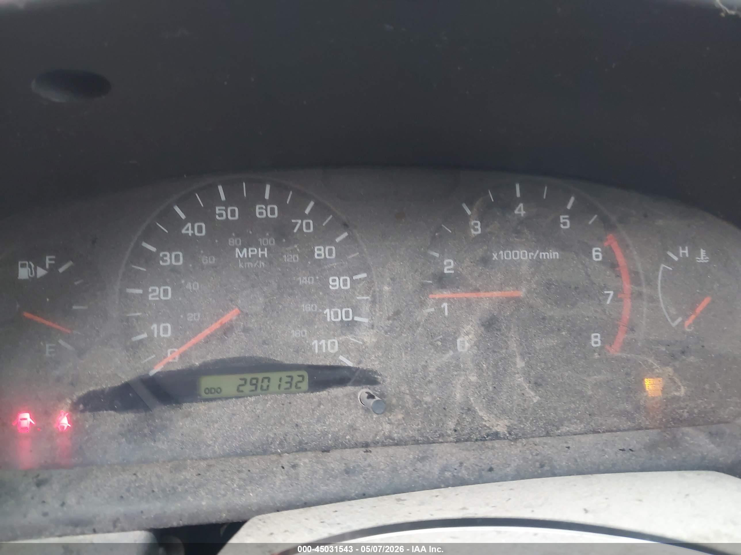 NISSAN FRONTIER image 7