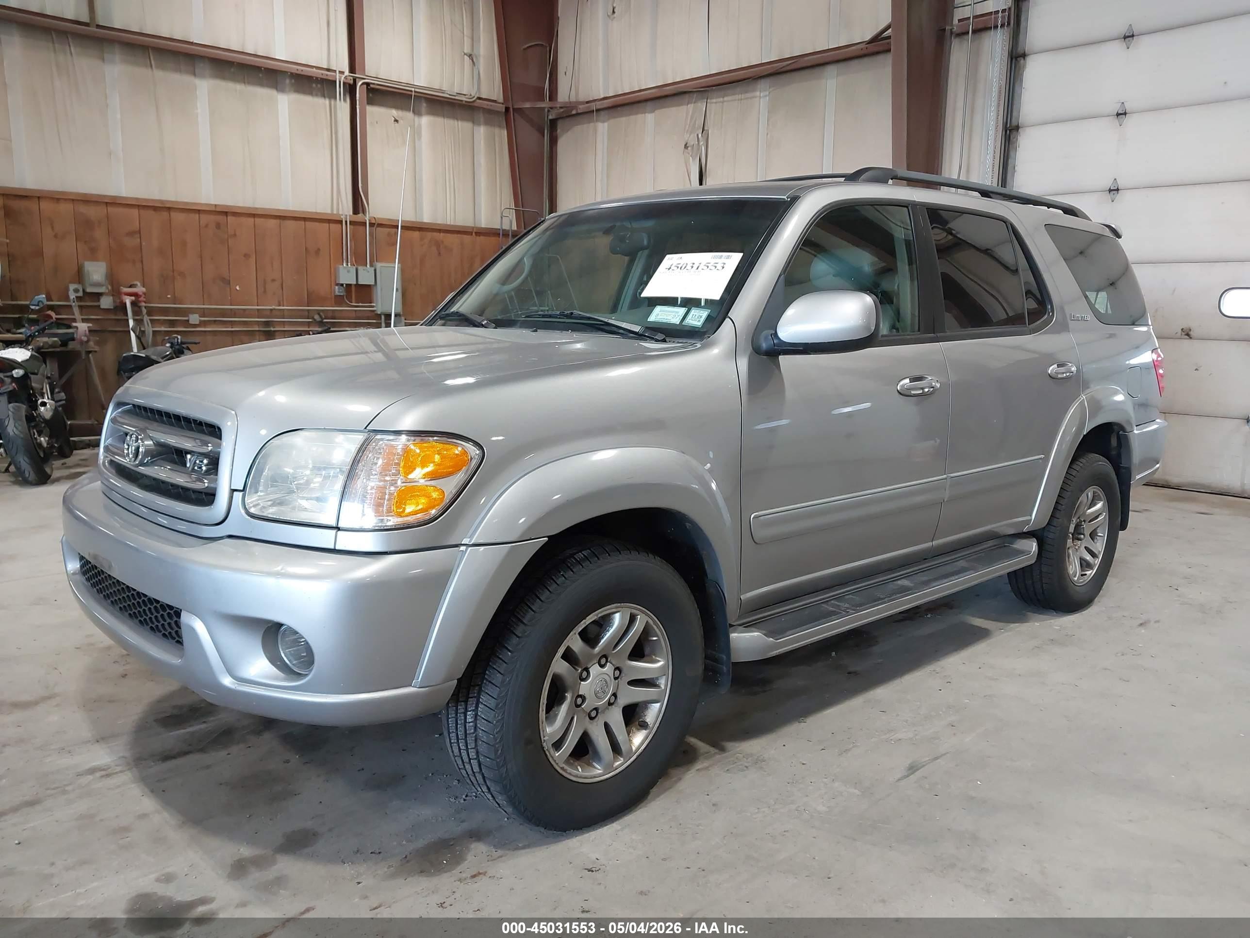 TOYOTA SEQUOIA image 2