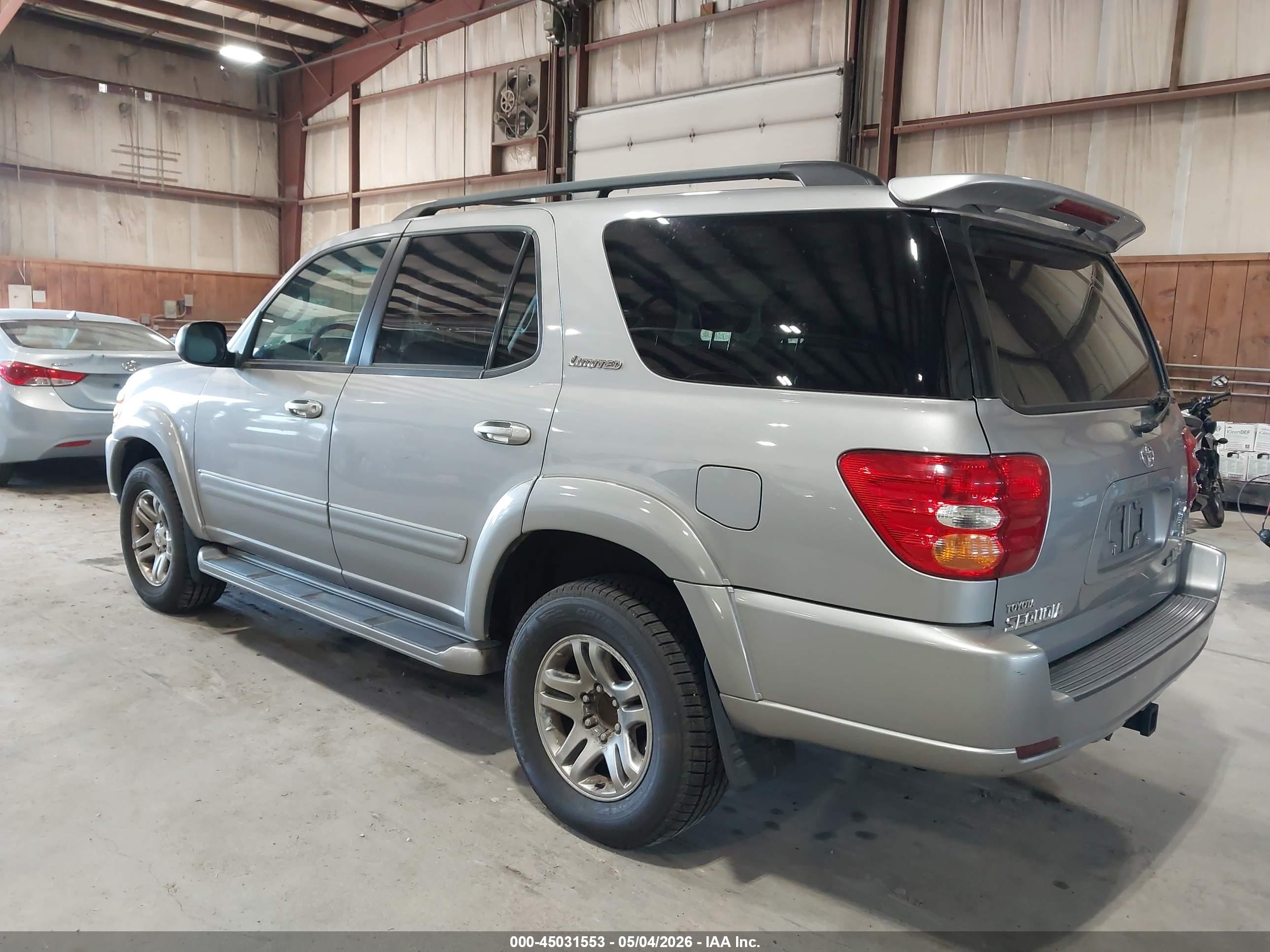 TOYOTA SEQUOIA image 3