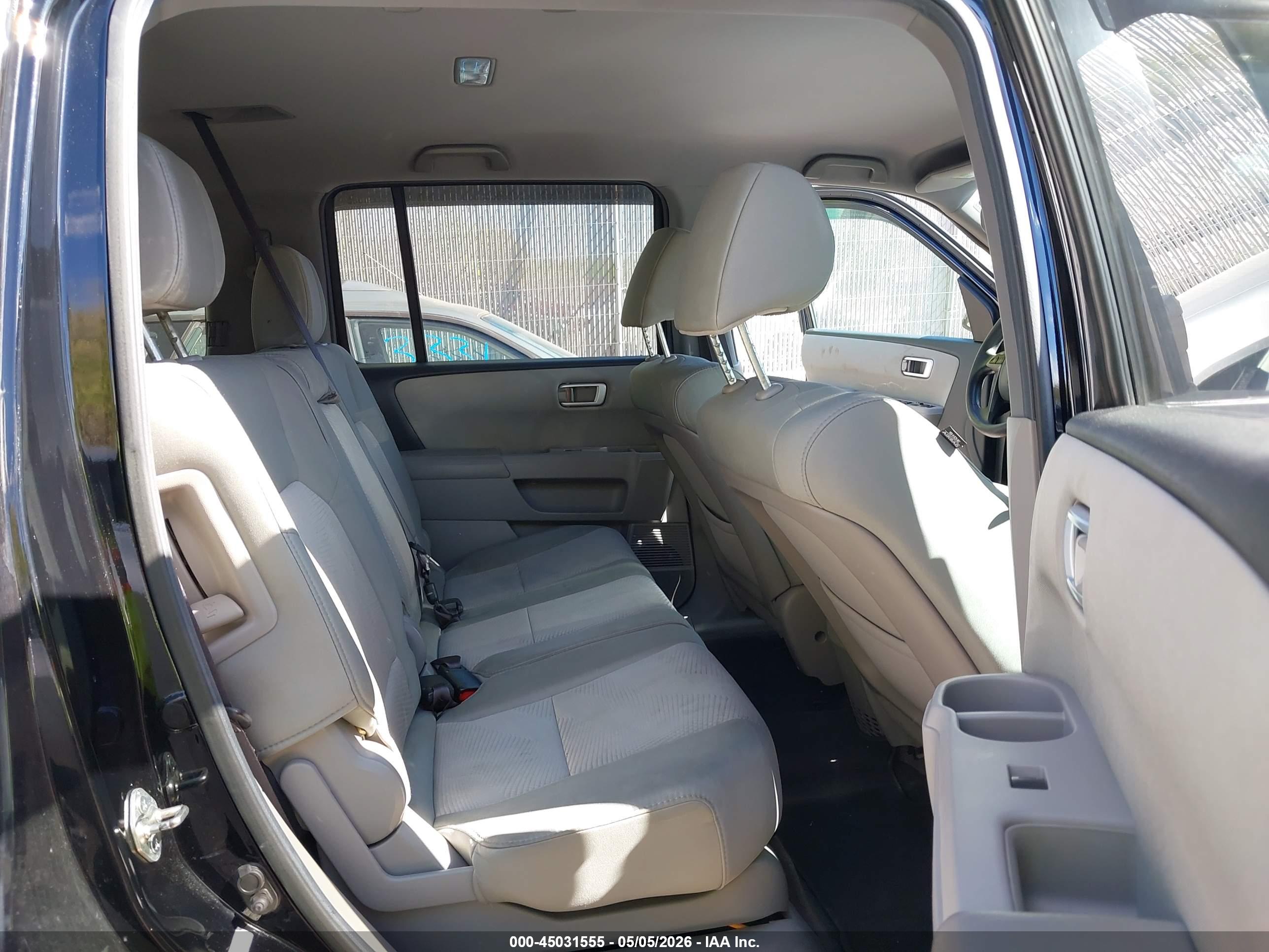 HONDA PILOT image 8