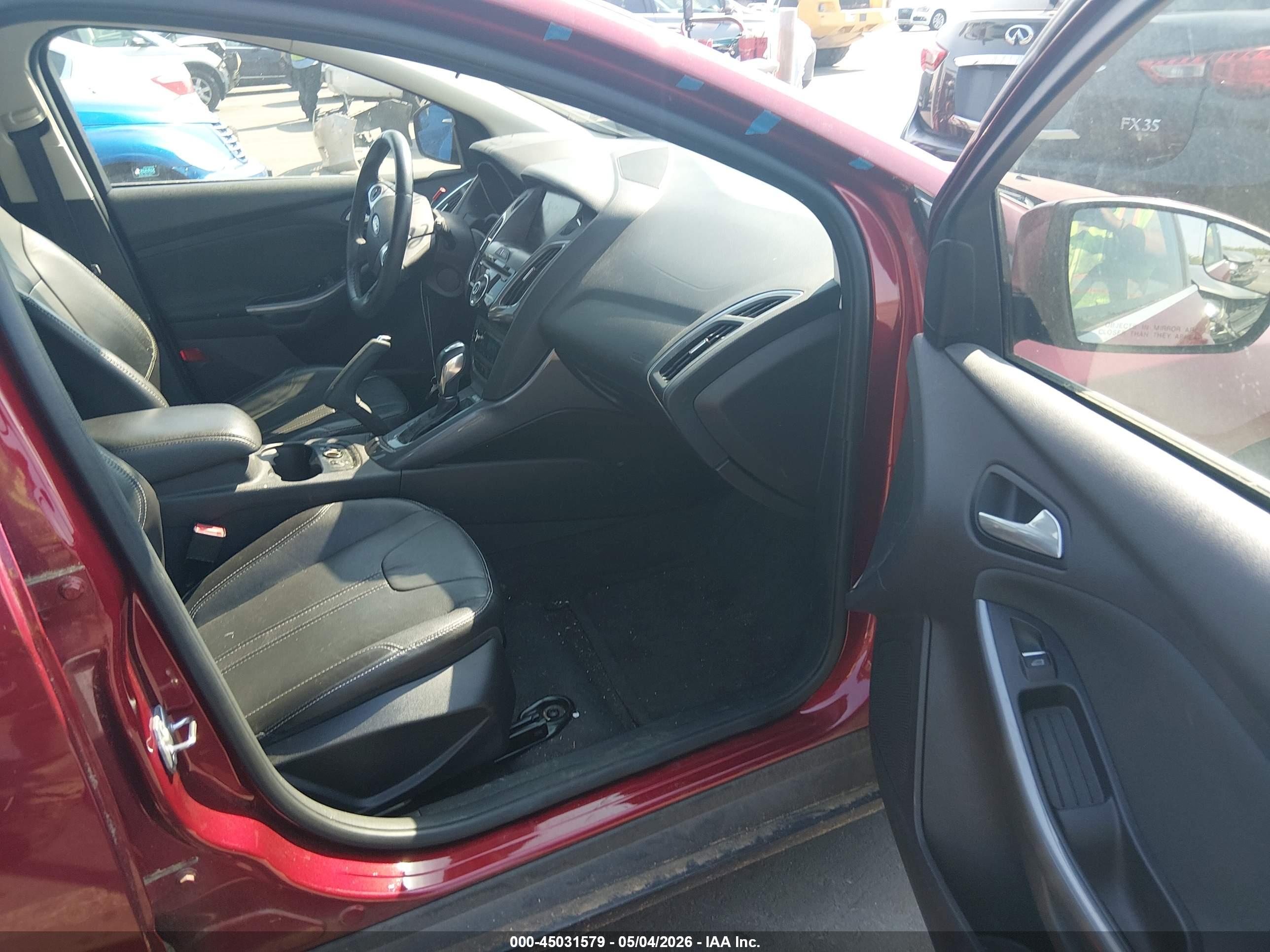 FORD FOCUS image 5