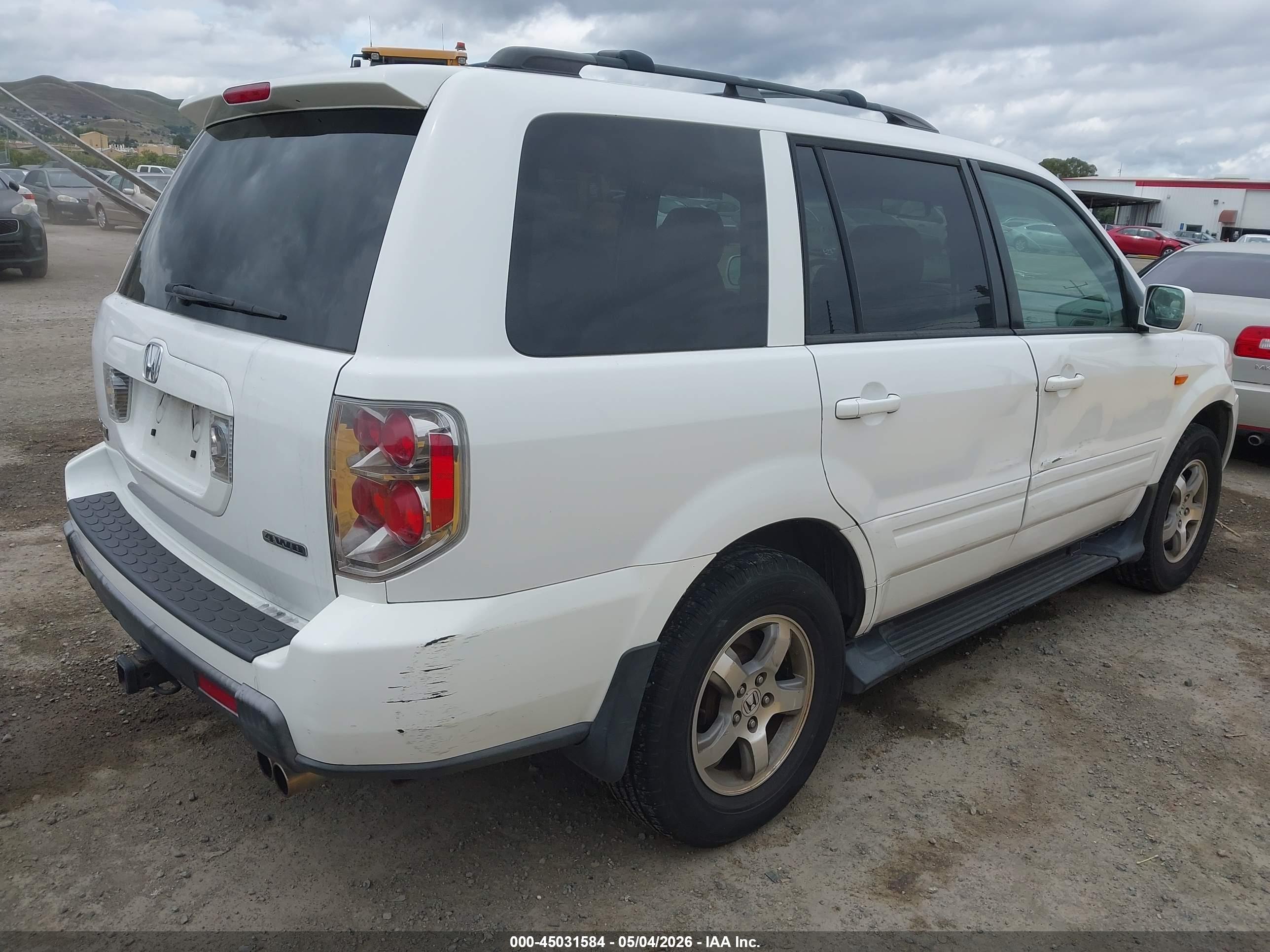 HONDA PILOT image 4