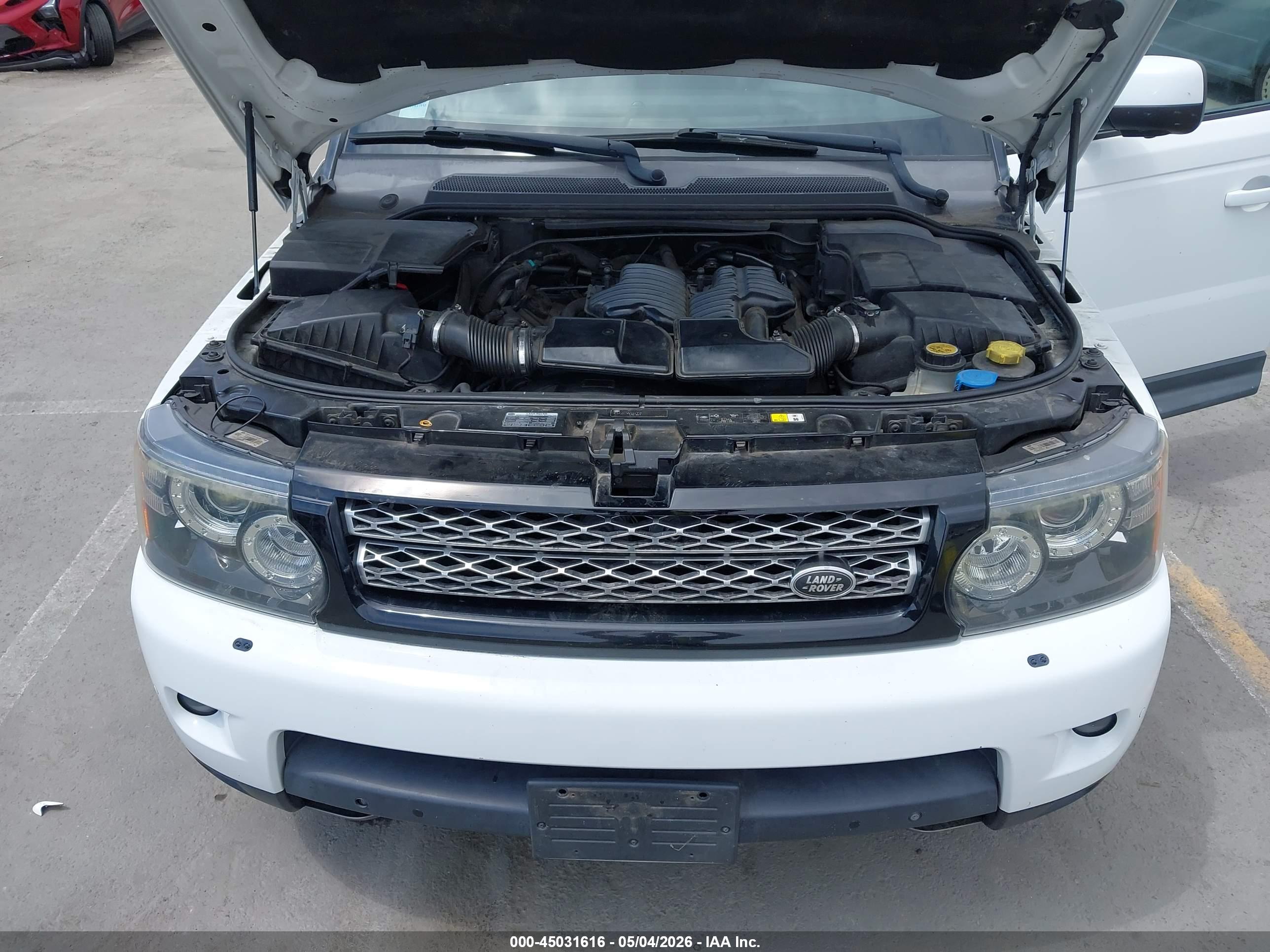 LAND ROVER image 10