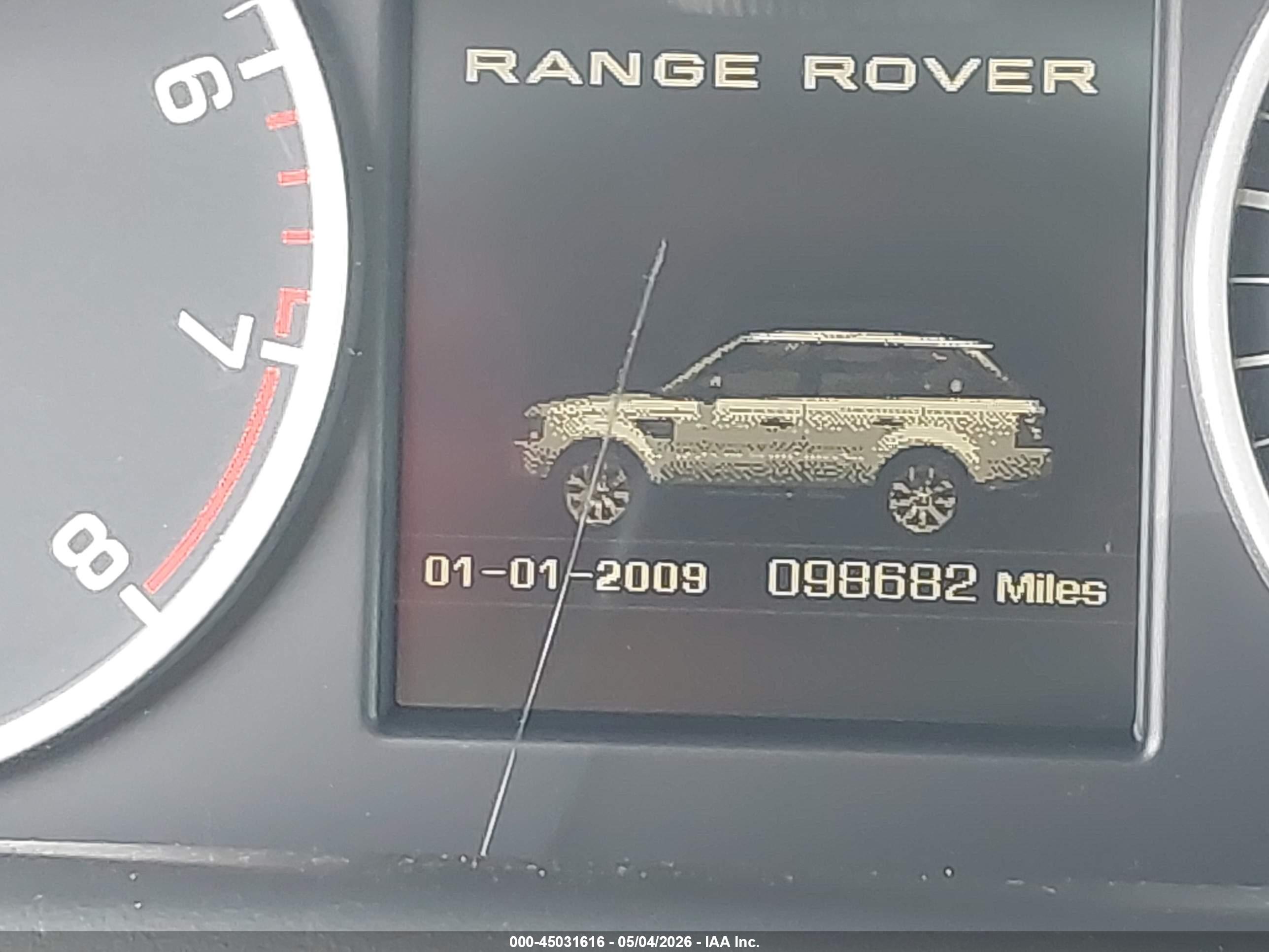 LAND ROVER image 7