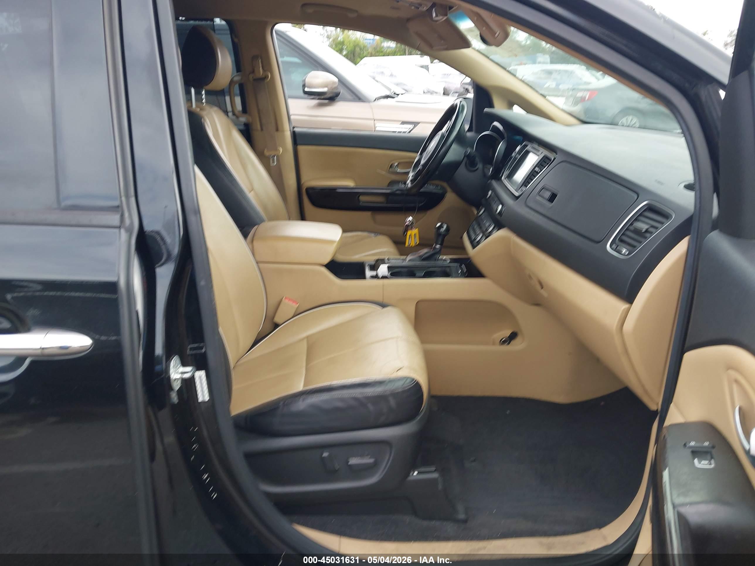 KIA SEDONA image 5