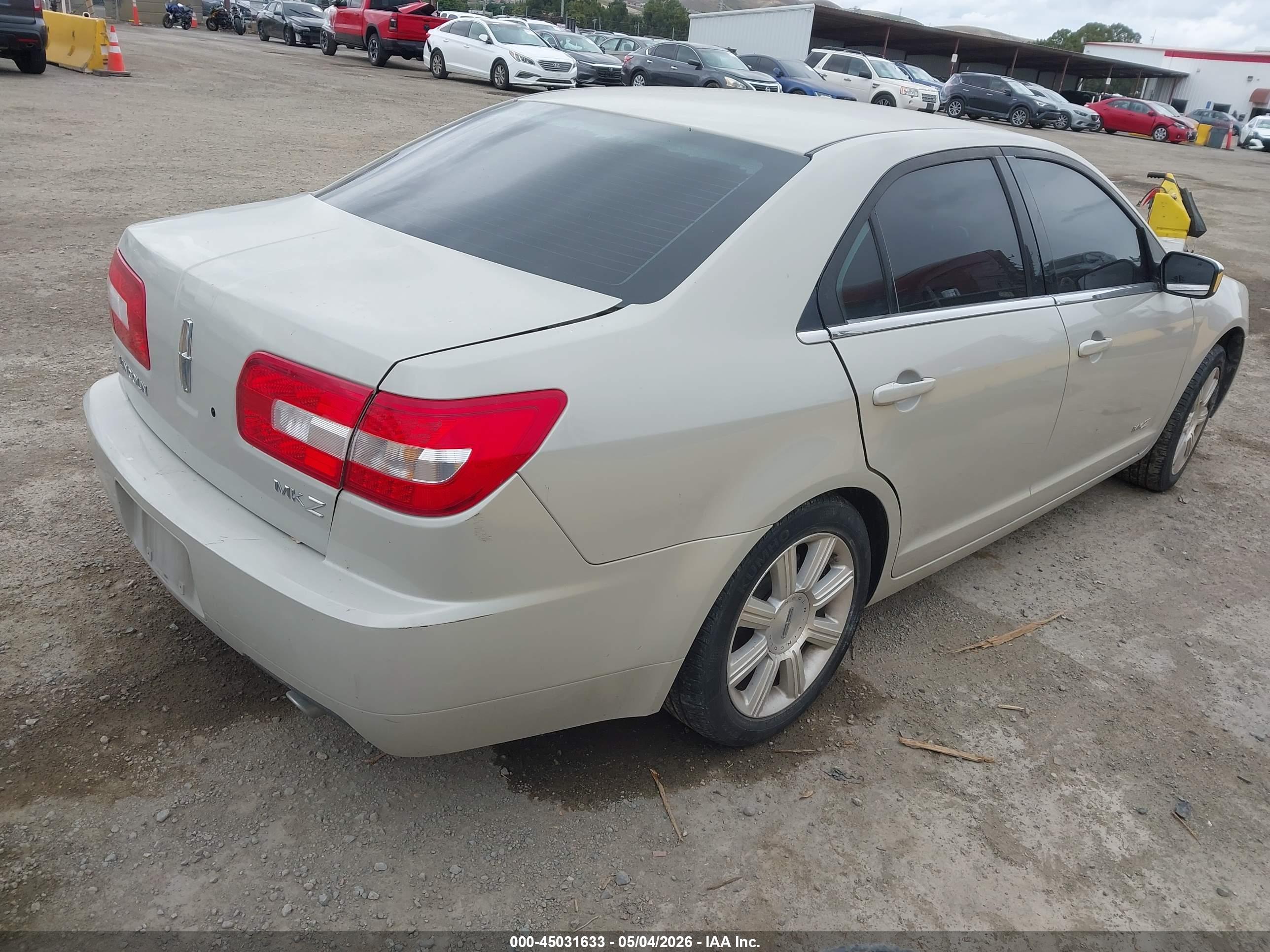 LINCOLN MKZ image 4