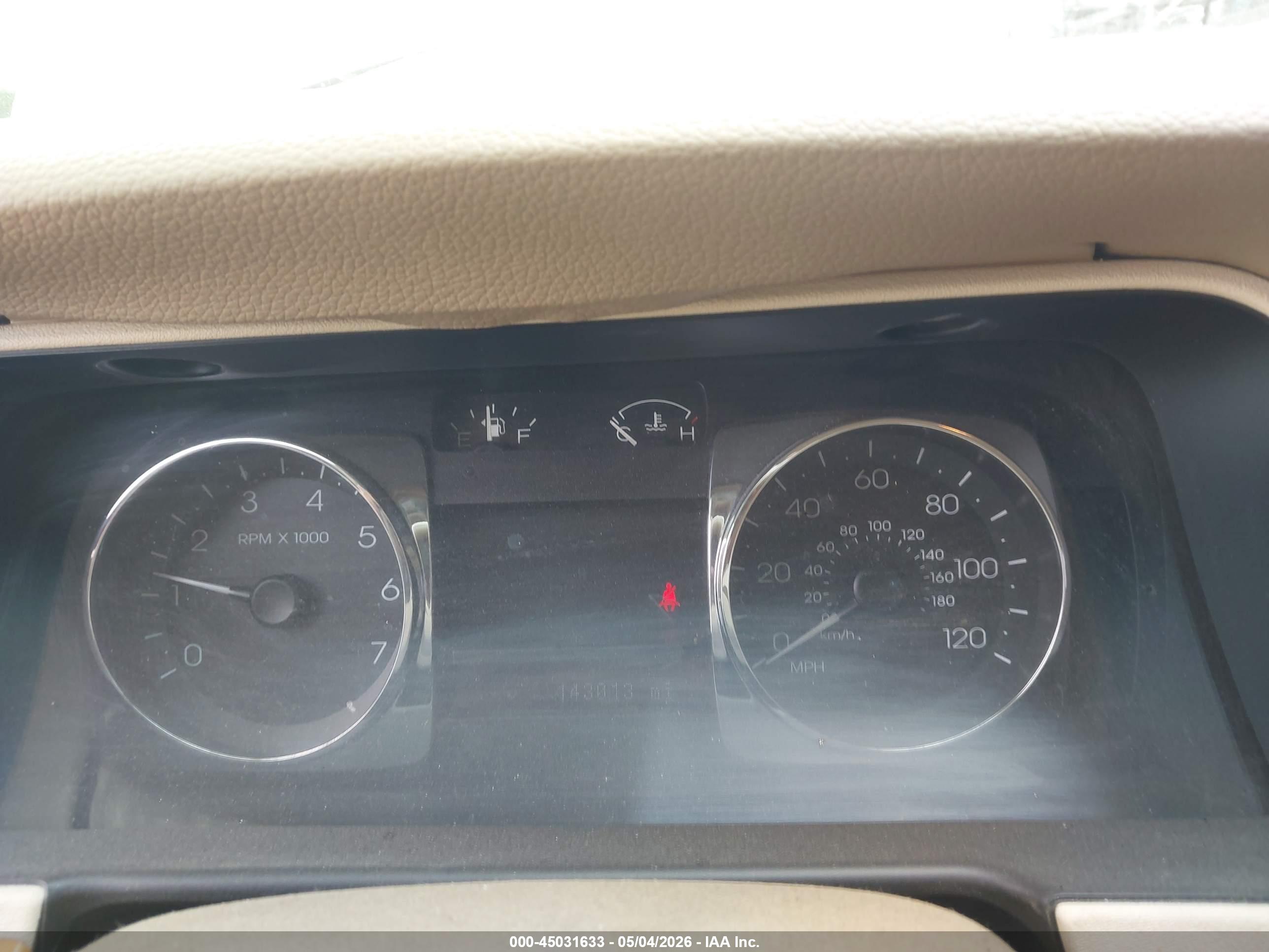 LINCOLN MKZ image 7