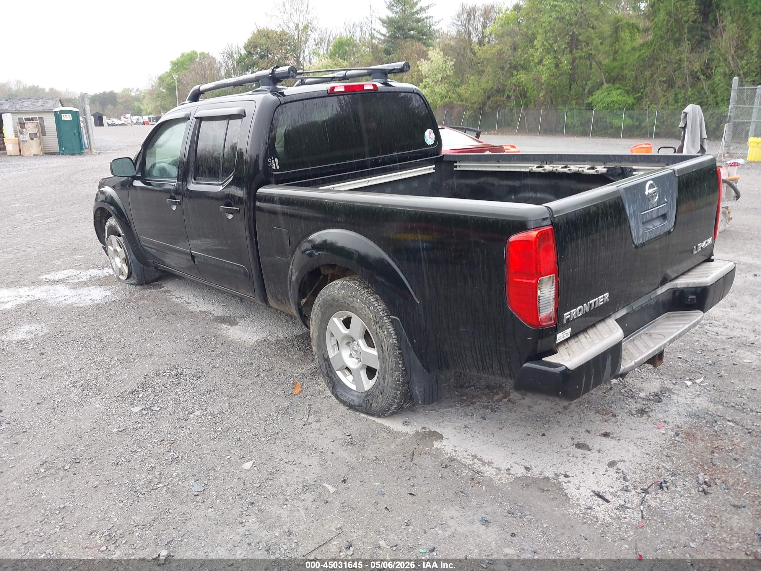 NISSAN FRONTIER image 3