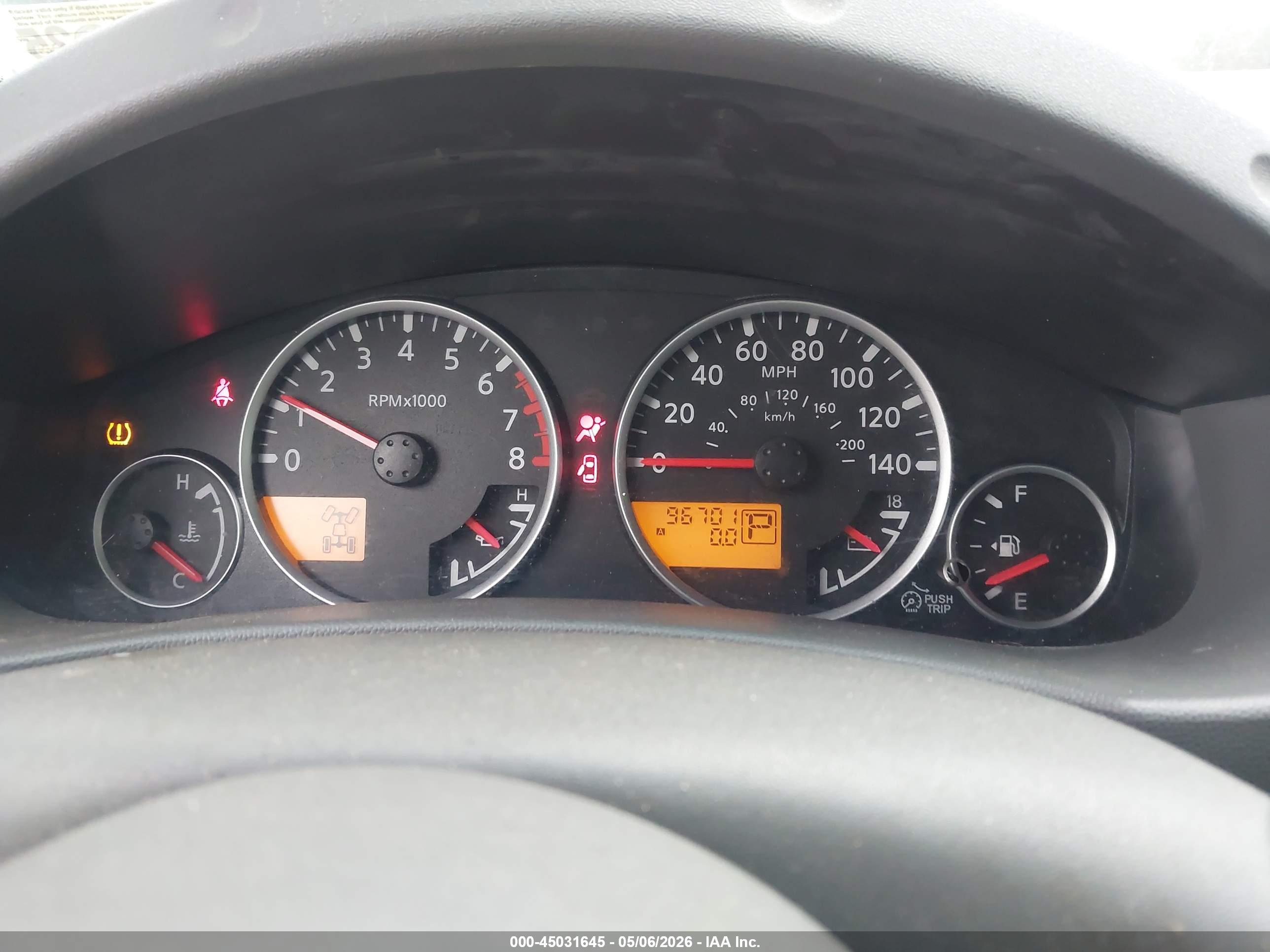 NISSAN FRONTIER image 7