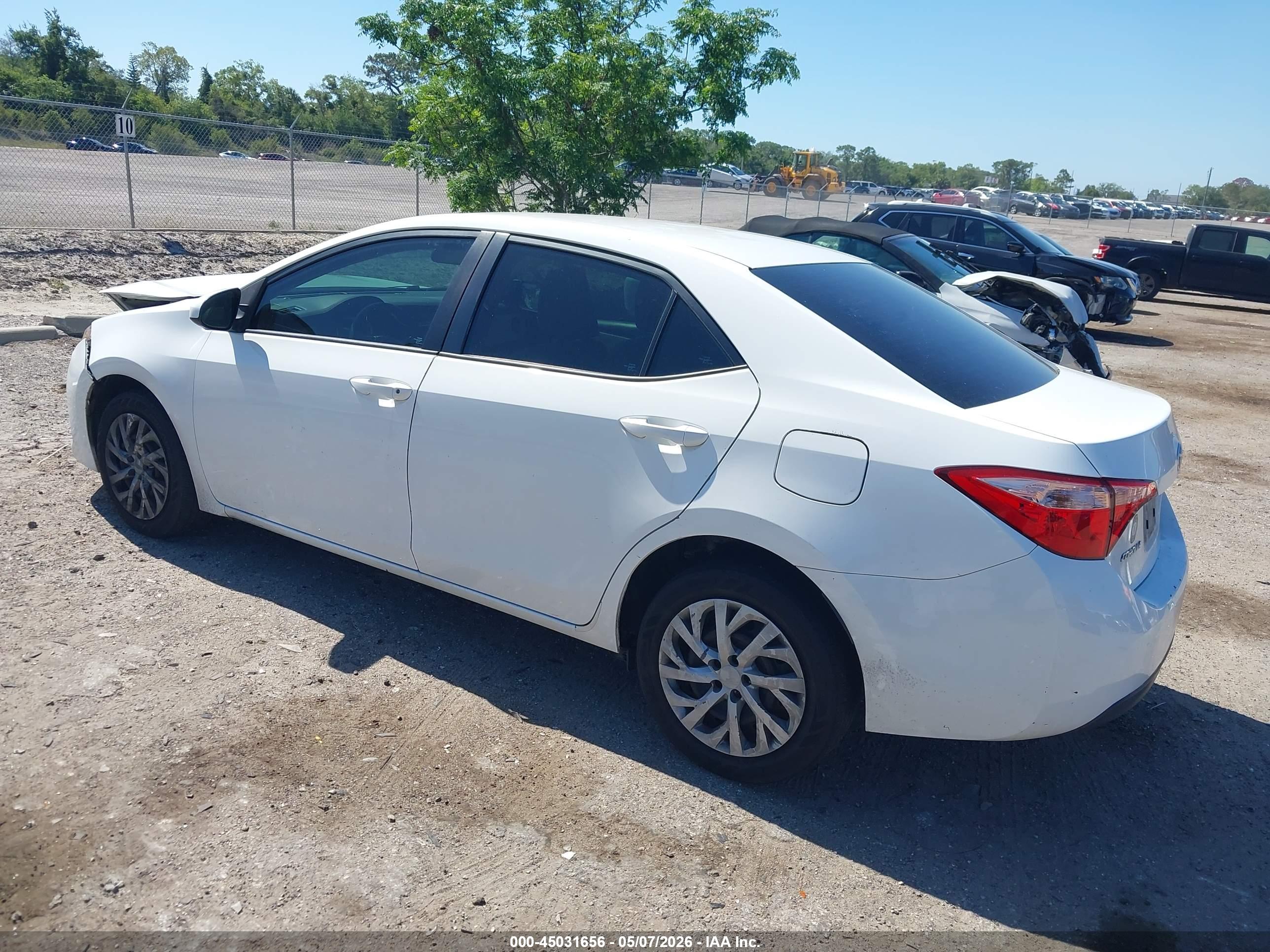 TOYOTA COROLLA image 3