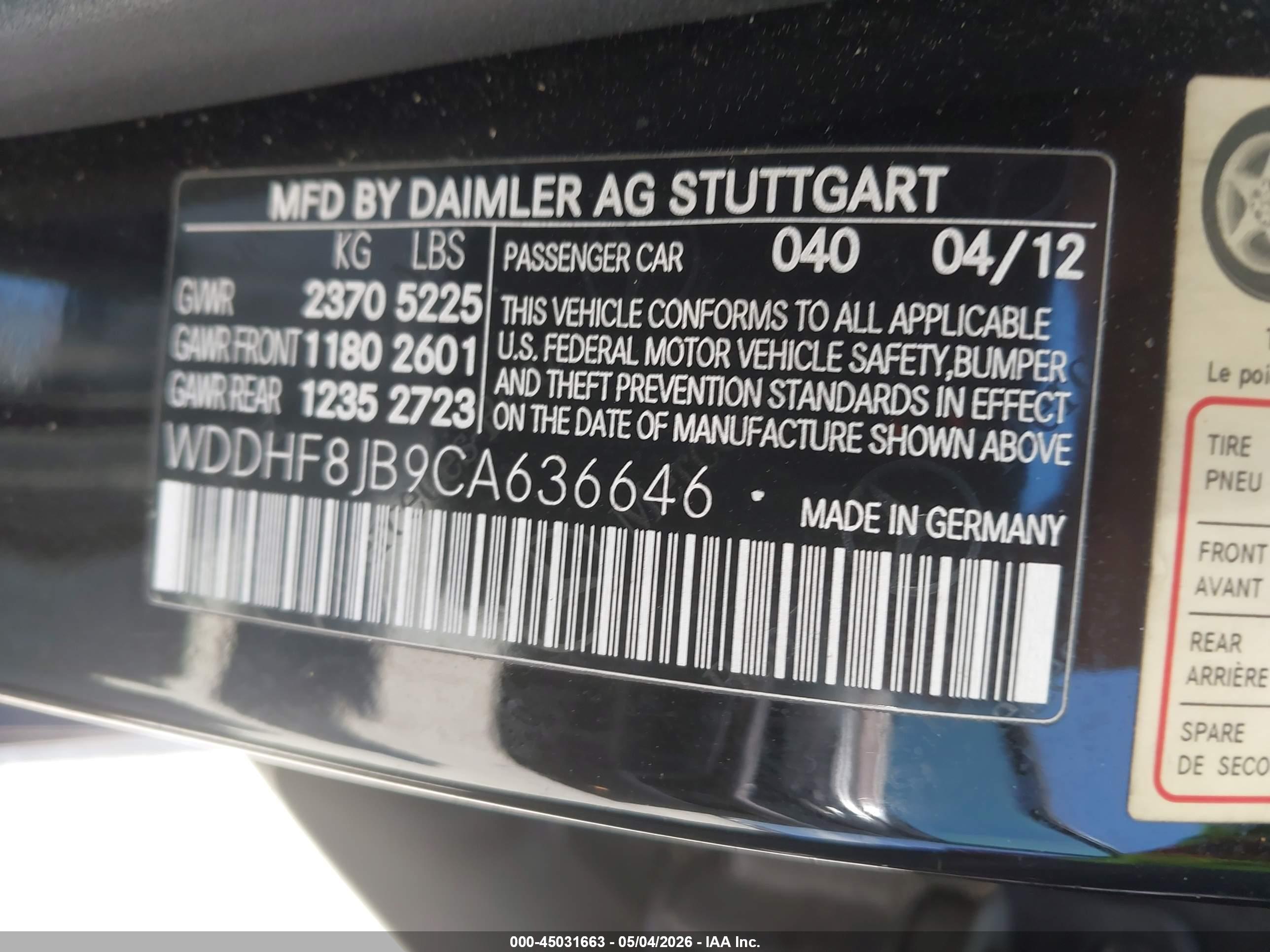 MERCEDES-BENZ E image 9