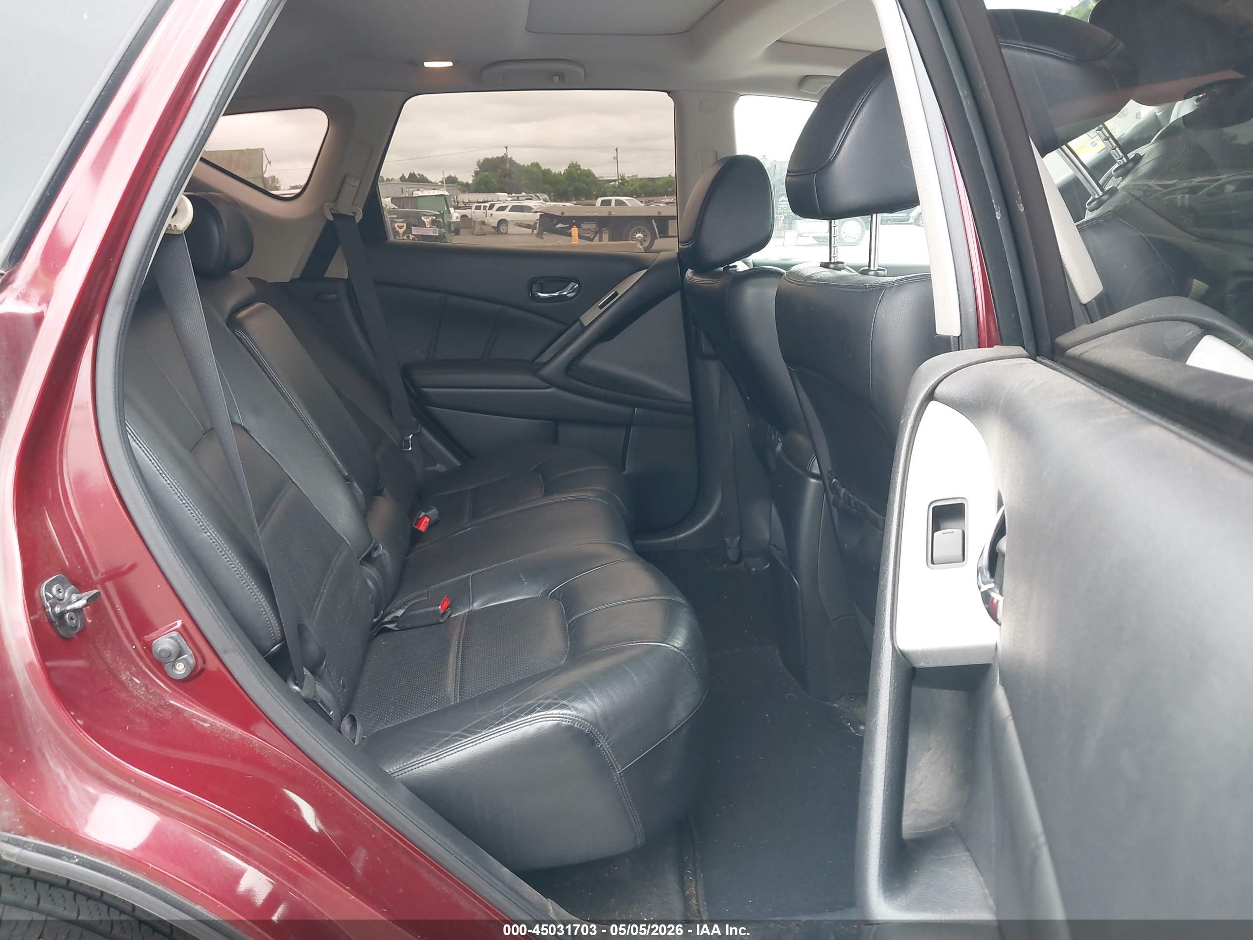 NISSAN MURANO image 8