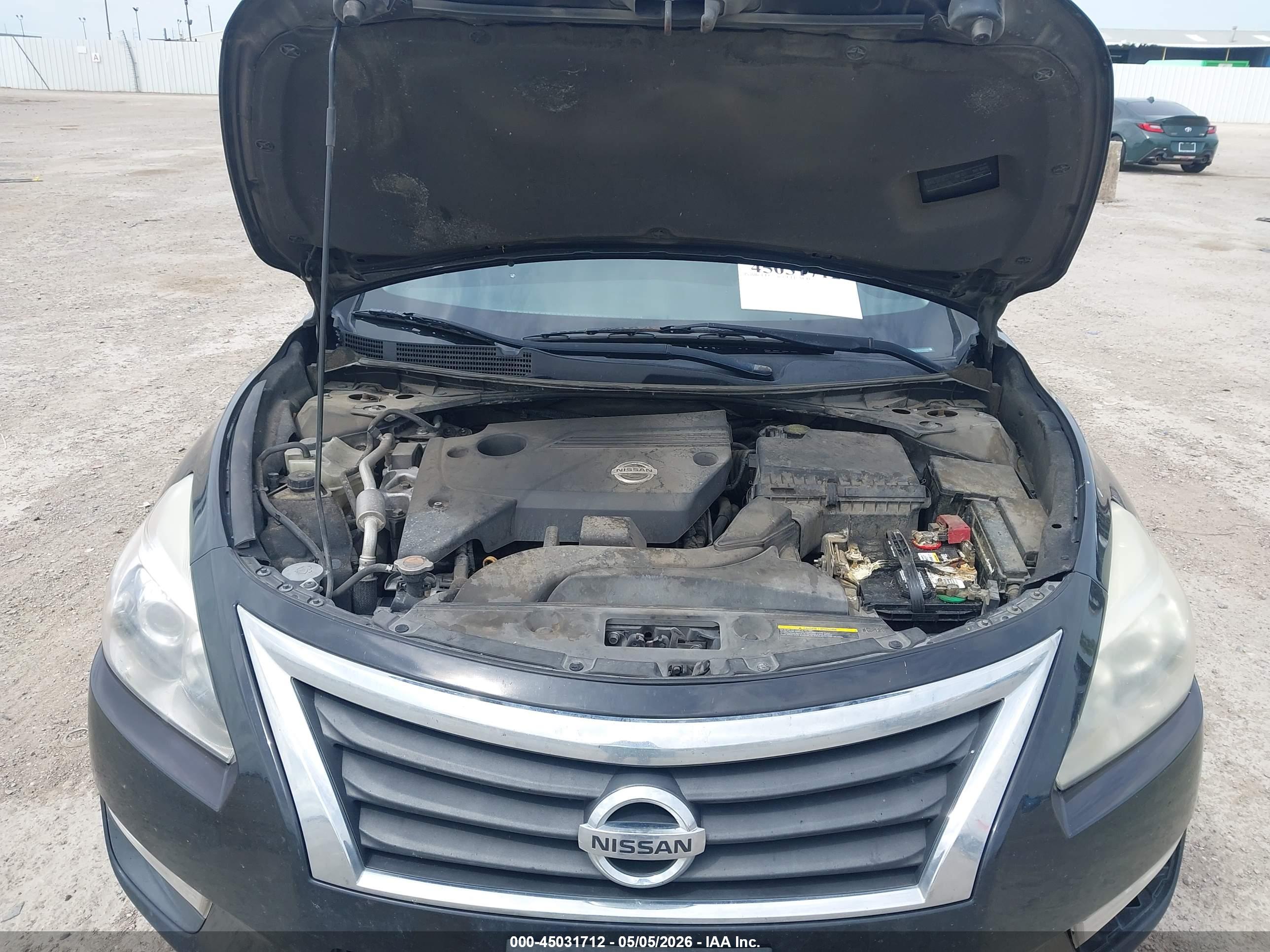 NISSAN ALTIMA image 10