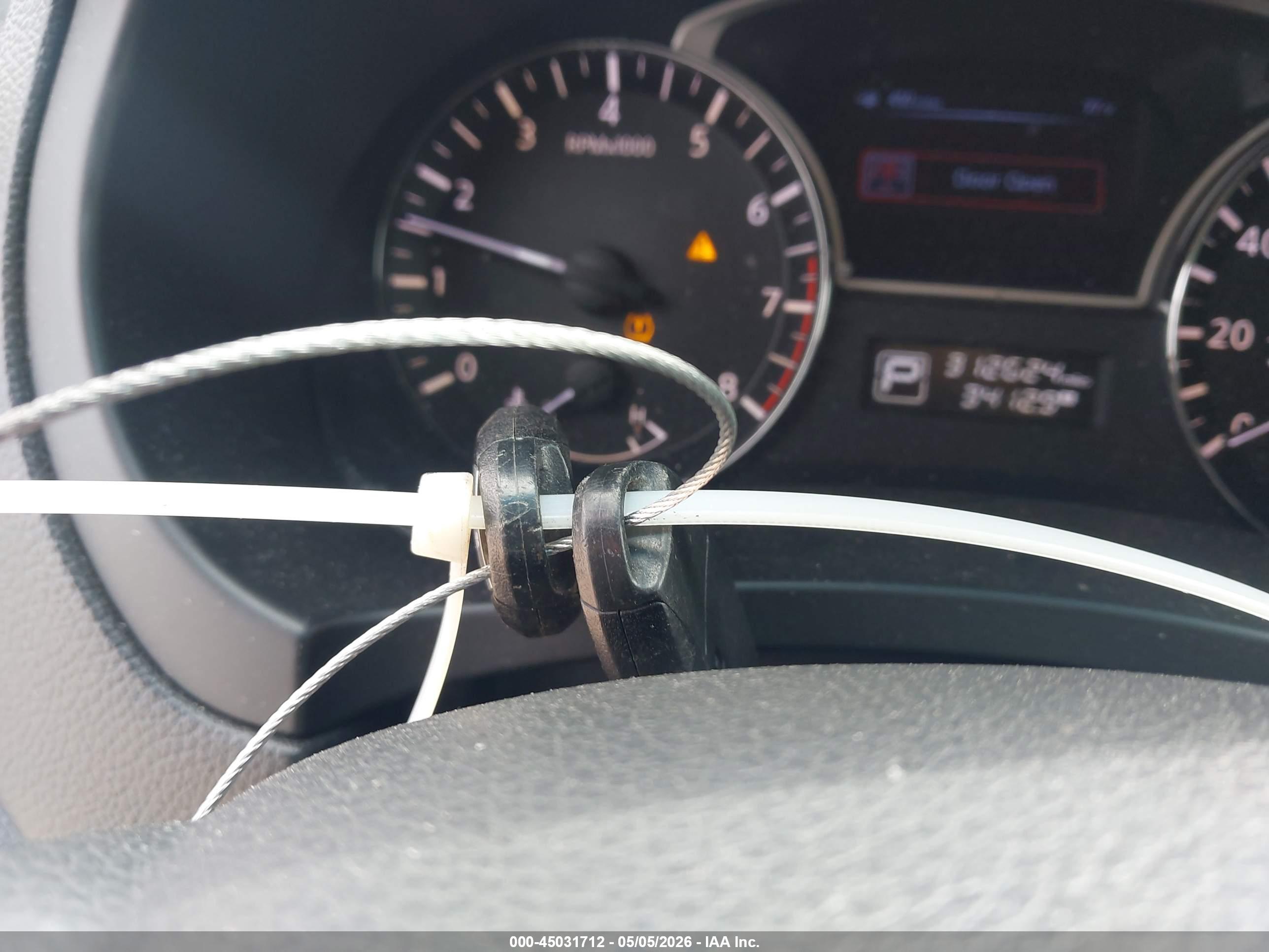 NISSAN ALTIMA image 11