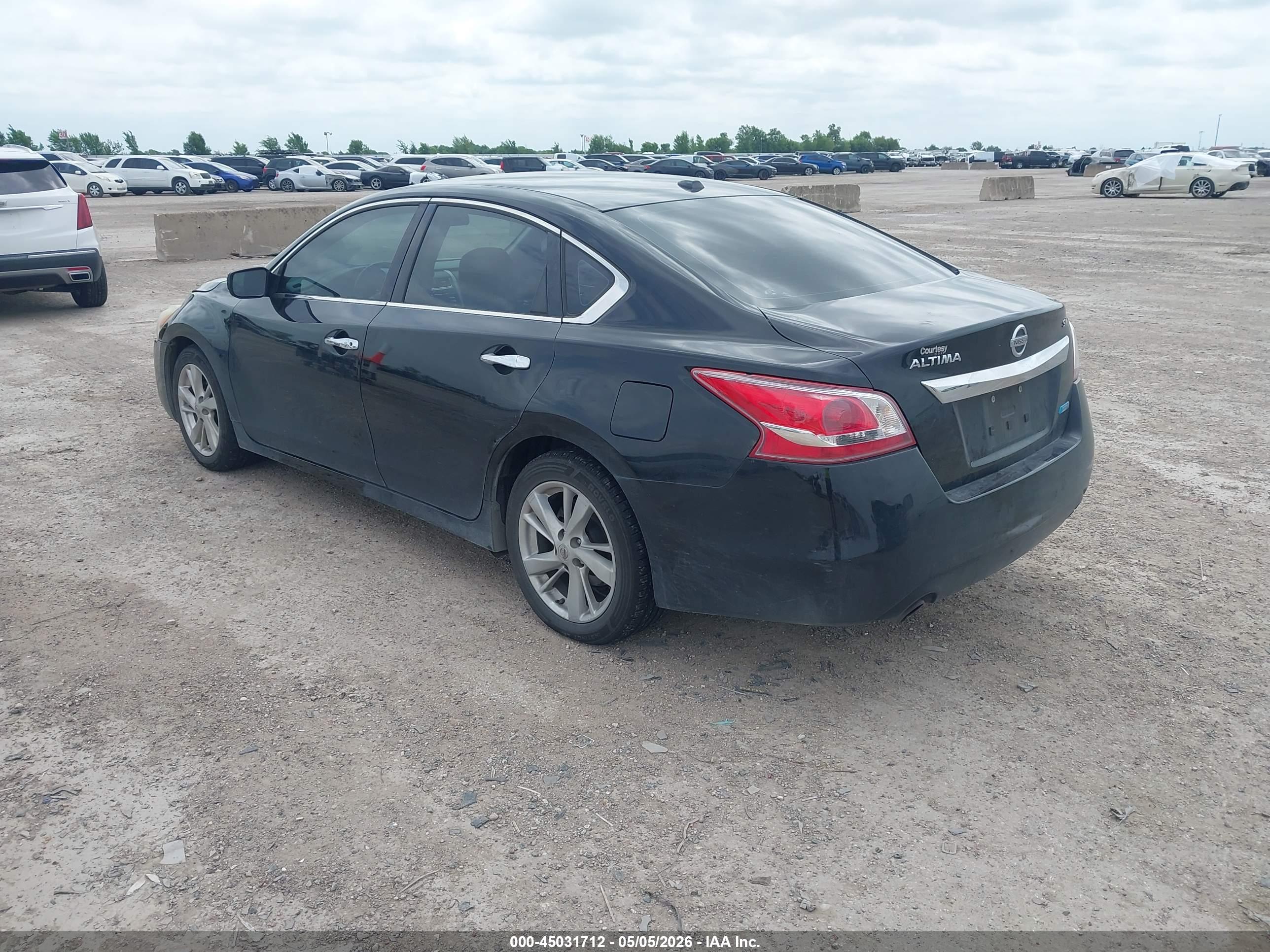 NISSAN ALTIMA image 3
