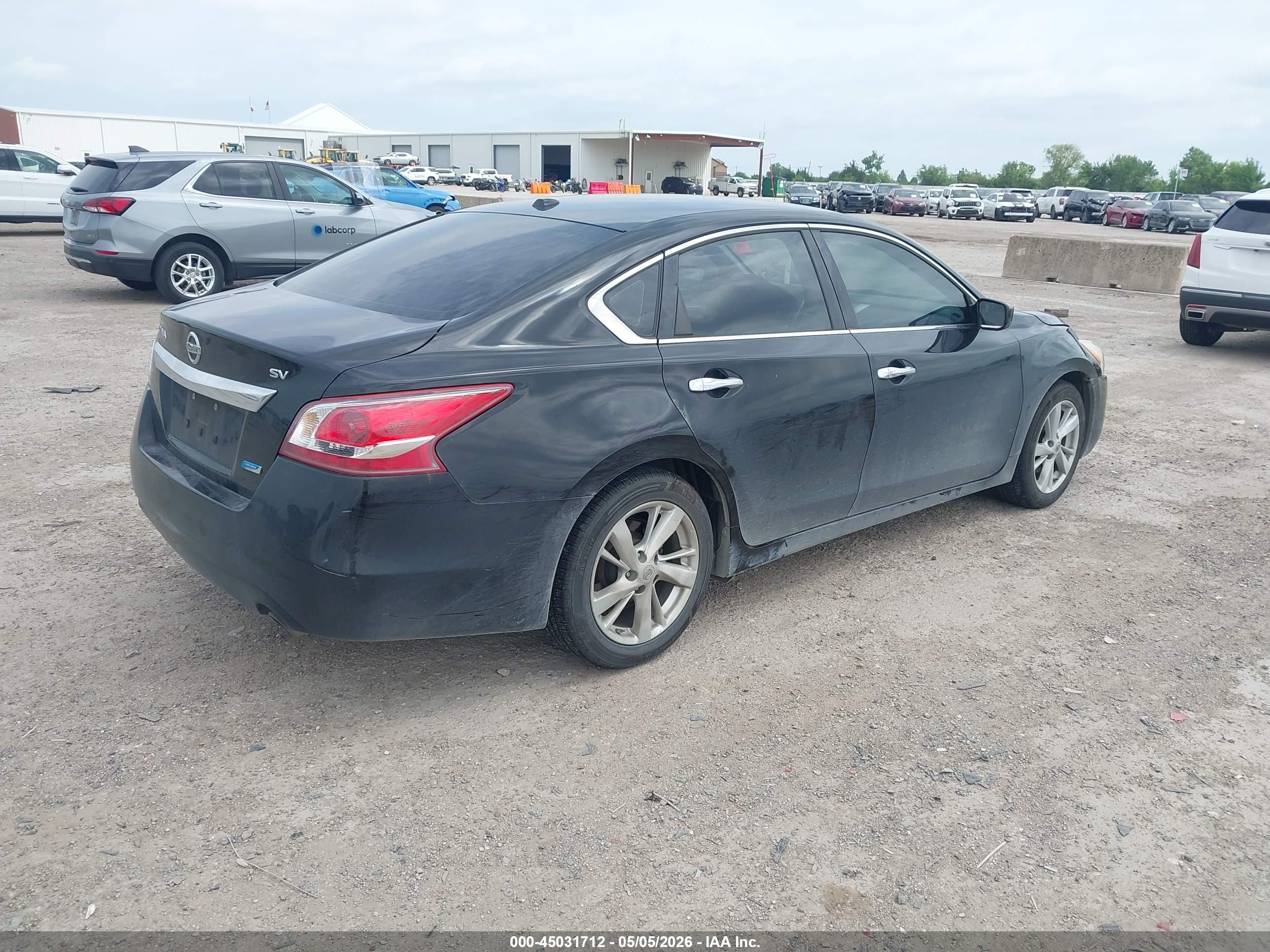 NISSAN ALTIMA image 4